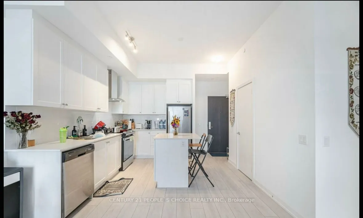 55 Duke Street W #216