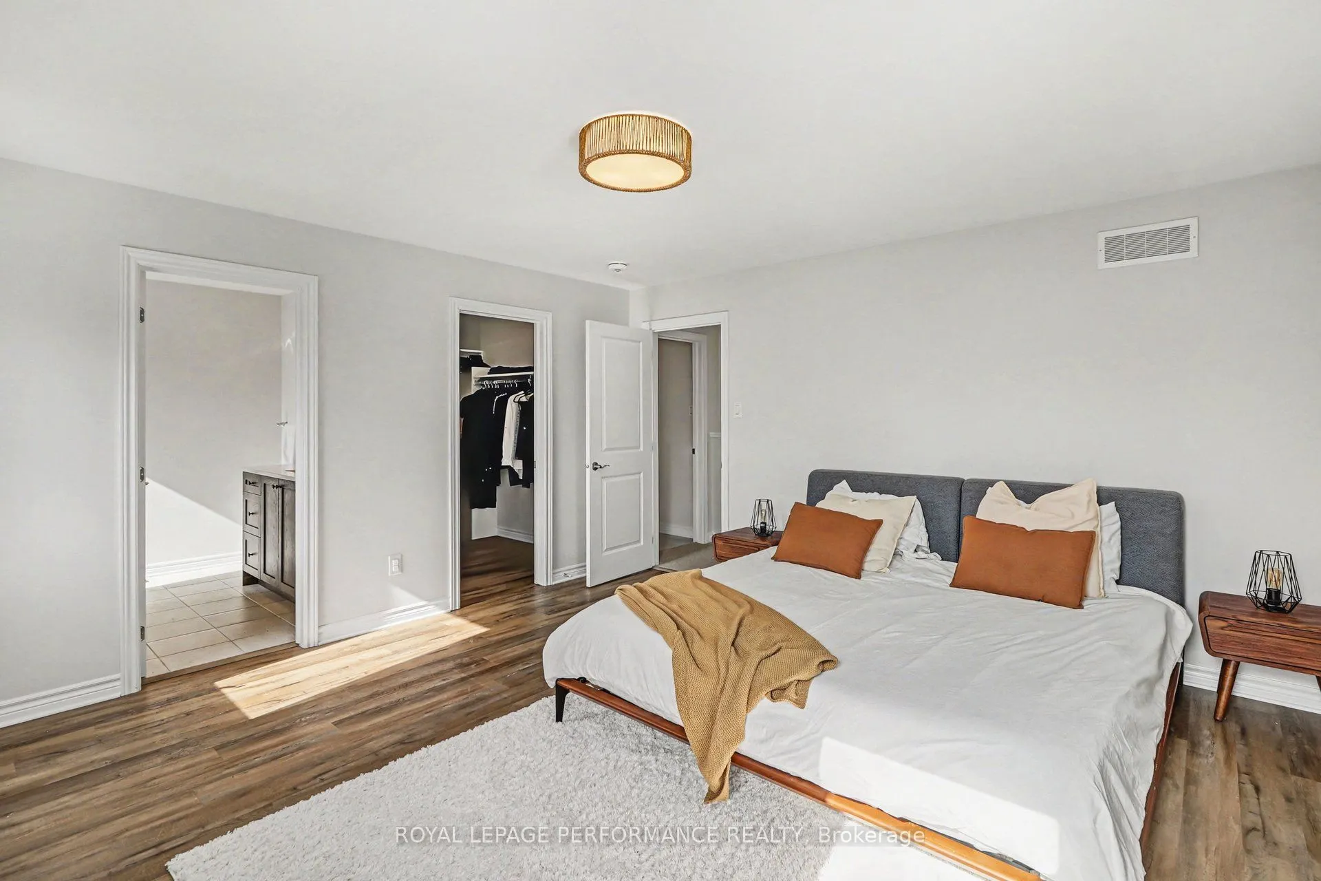 14 Academie Street
