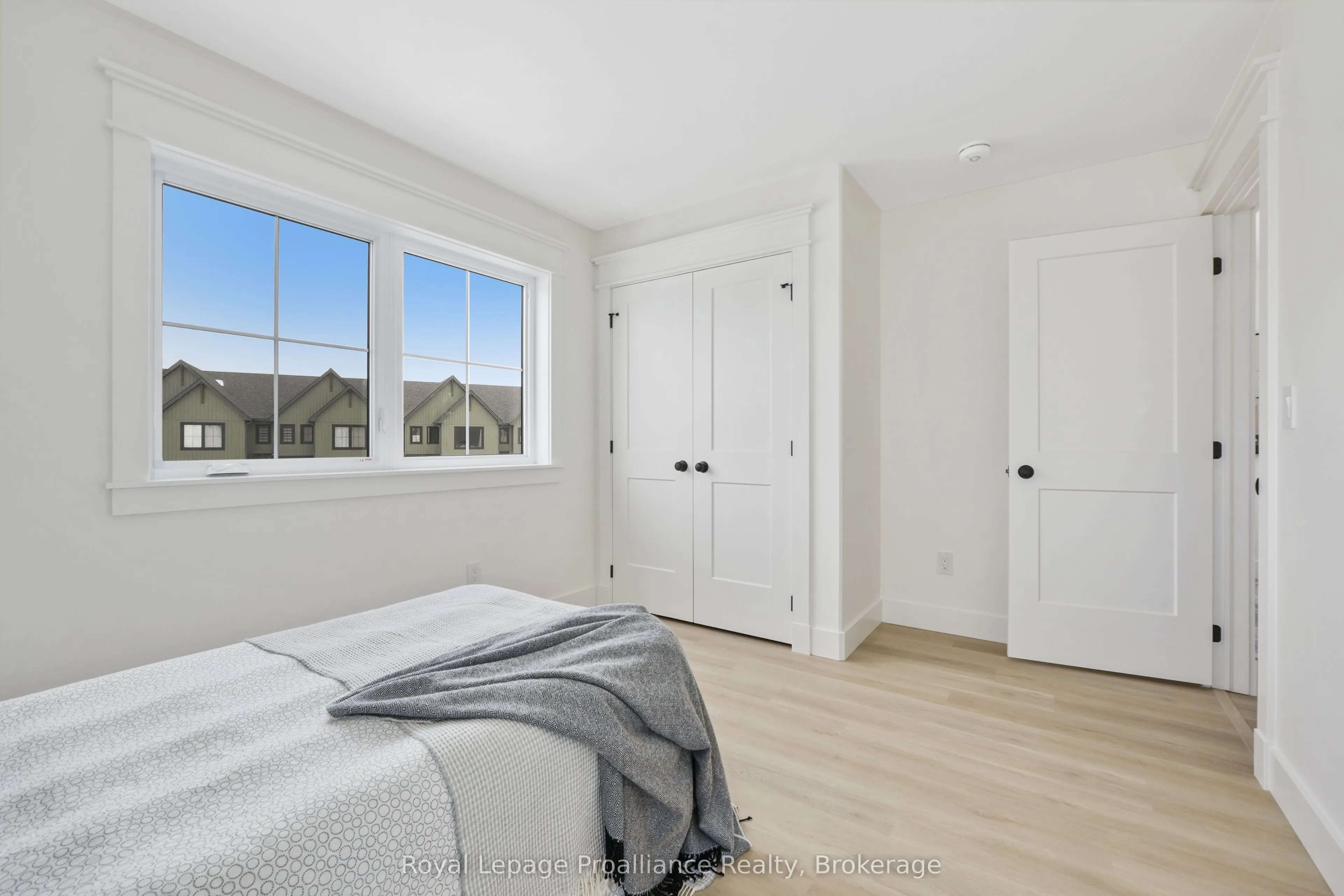 4 Hollingsworth Street