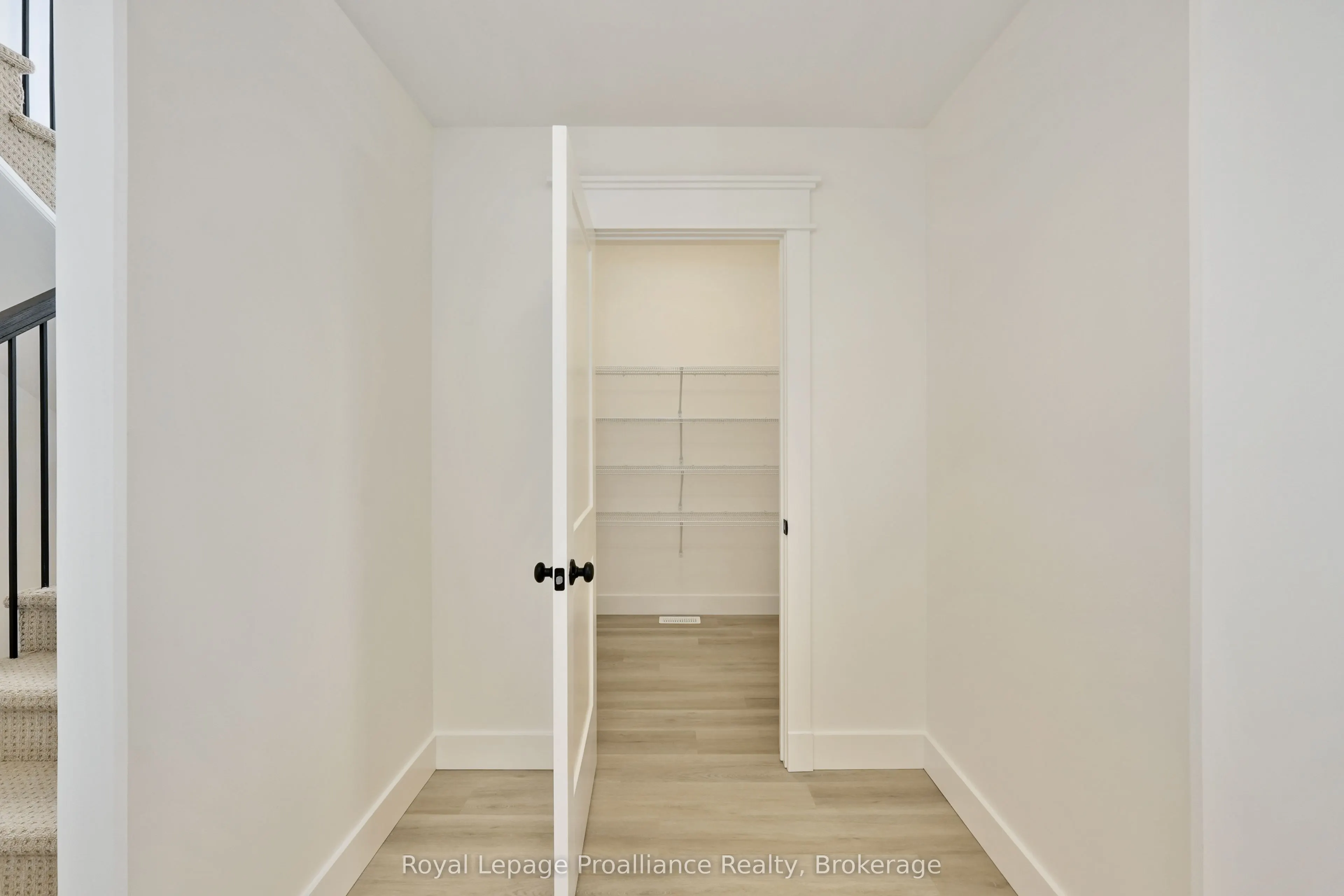 4 Hollingsworth Street