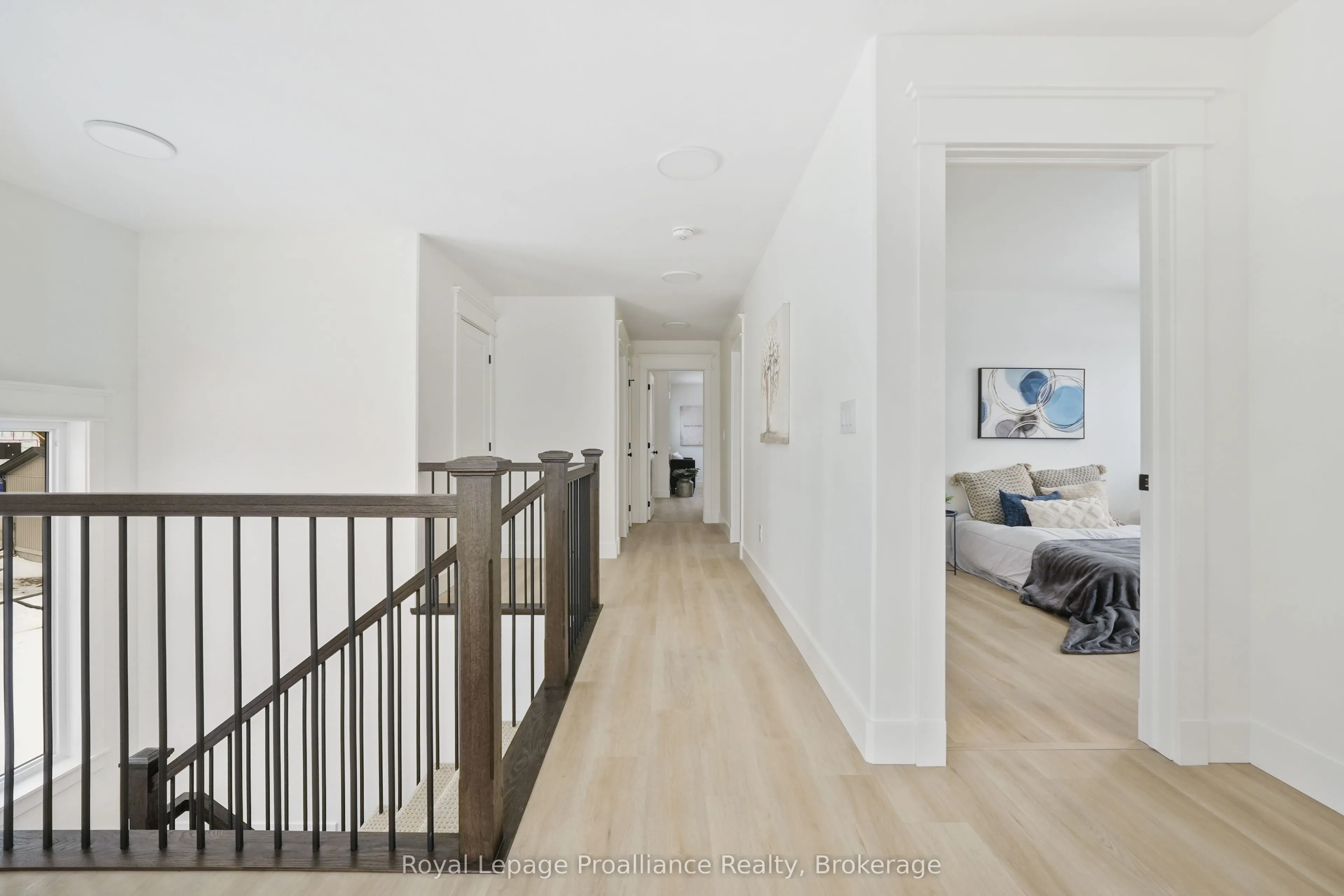 4 Hollingsworth Street