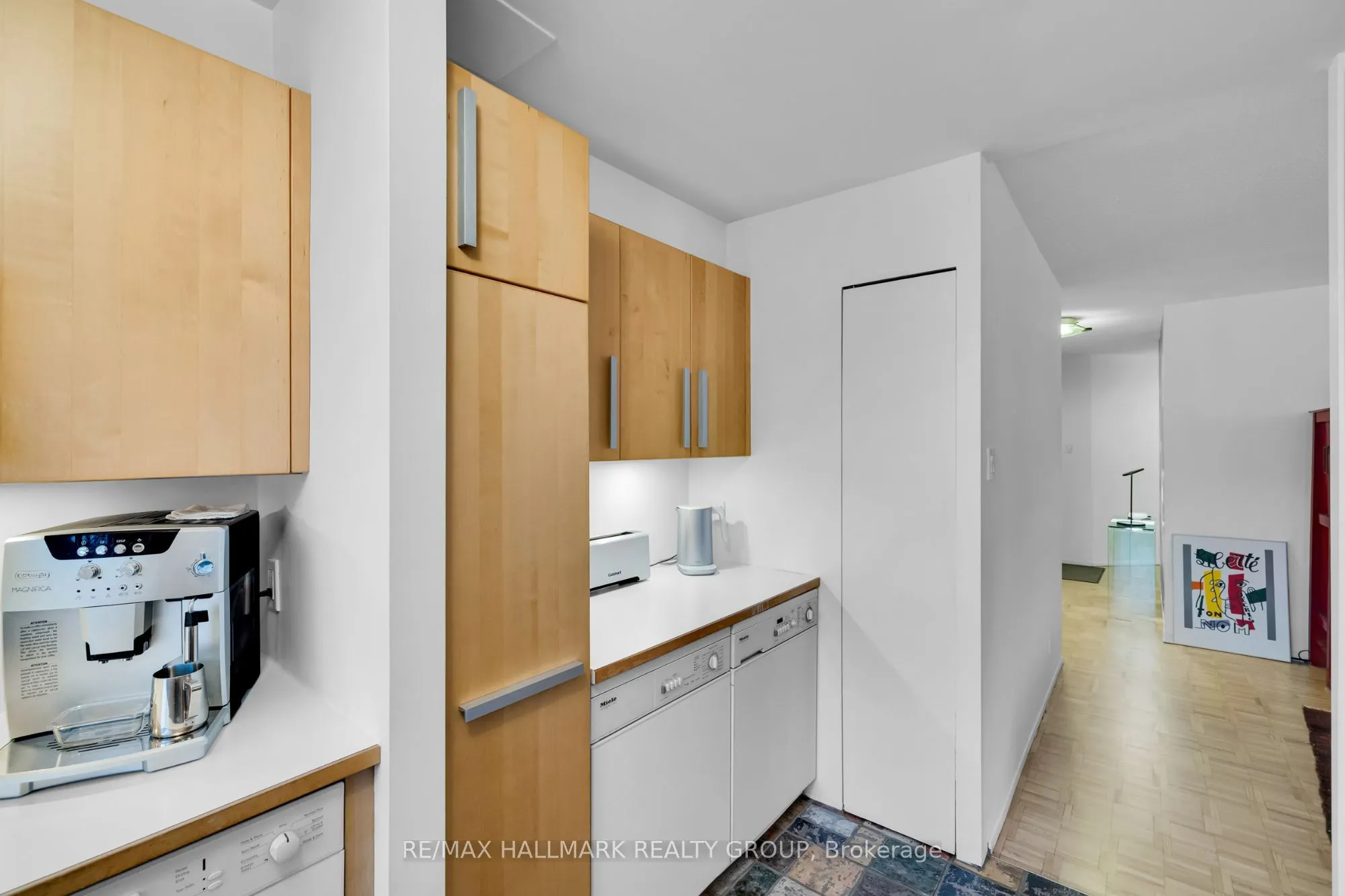 40 Arthur Street #203