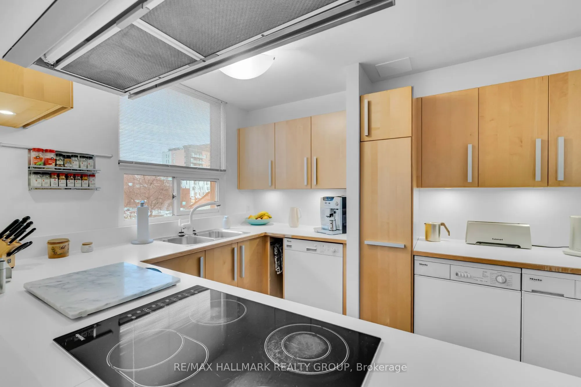 40 Arthur Street #203