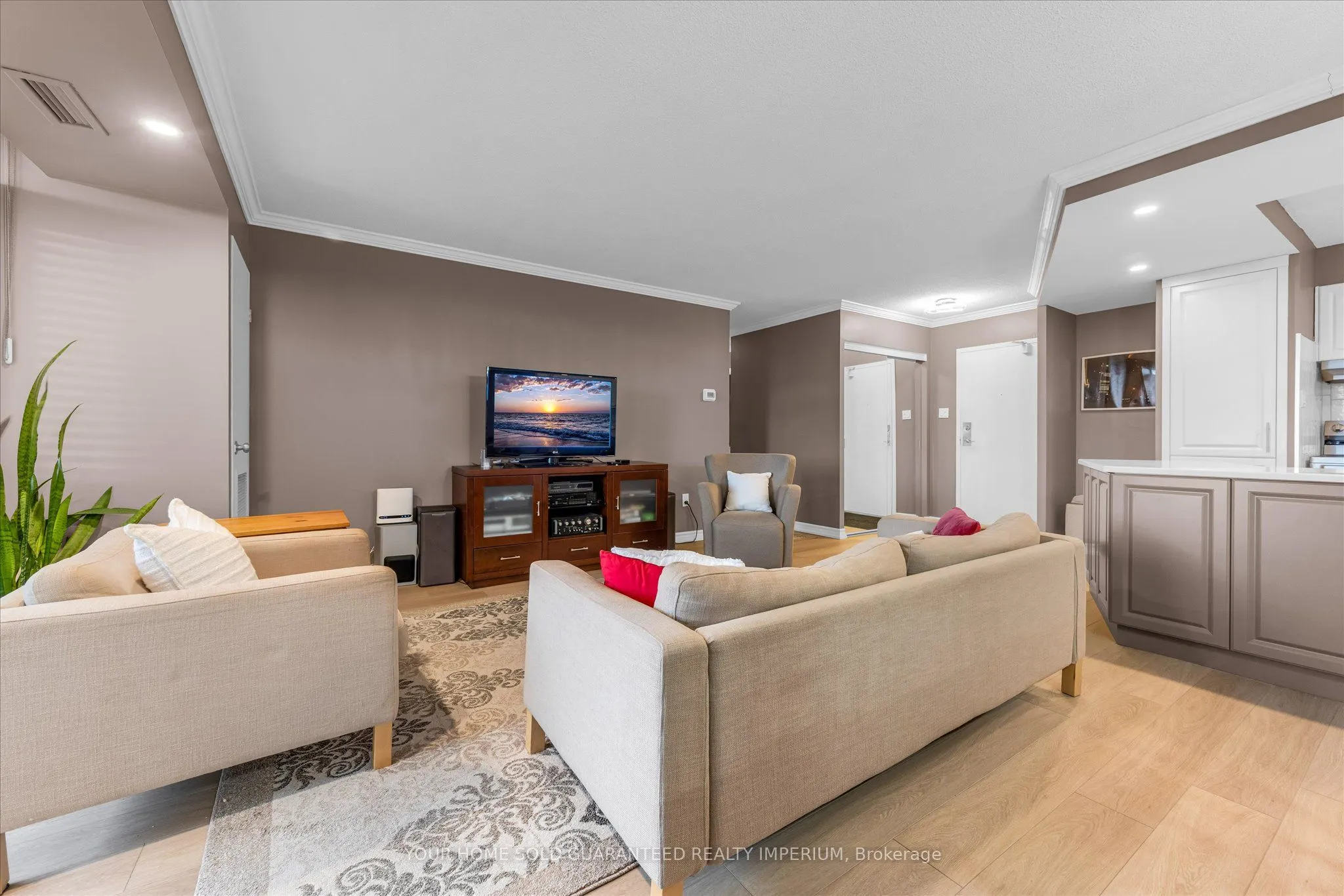 301 Frances Avenue #705