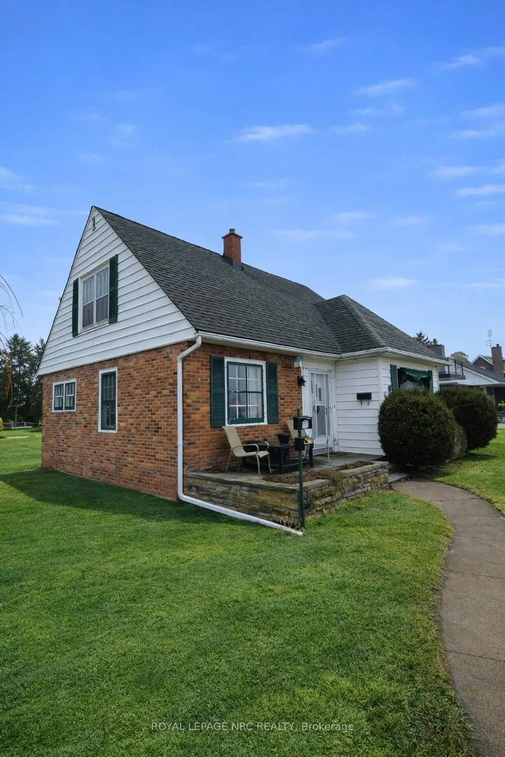 19 Lakeshore Road