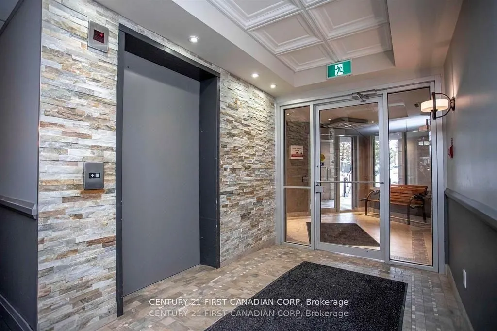 5 Jacksway Crescent #208