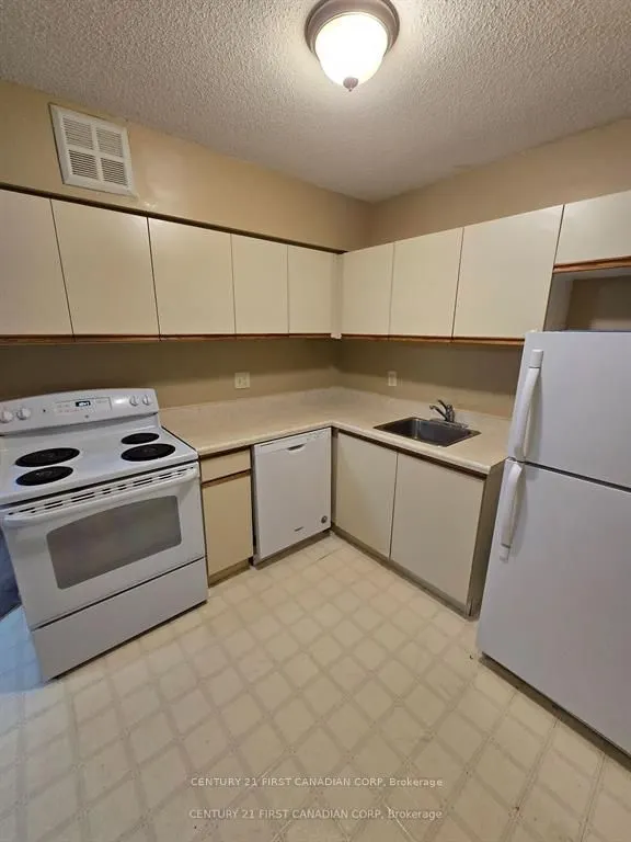 5 Jacksway Crescent #208