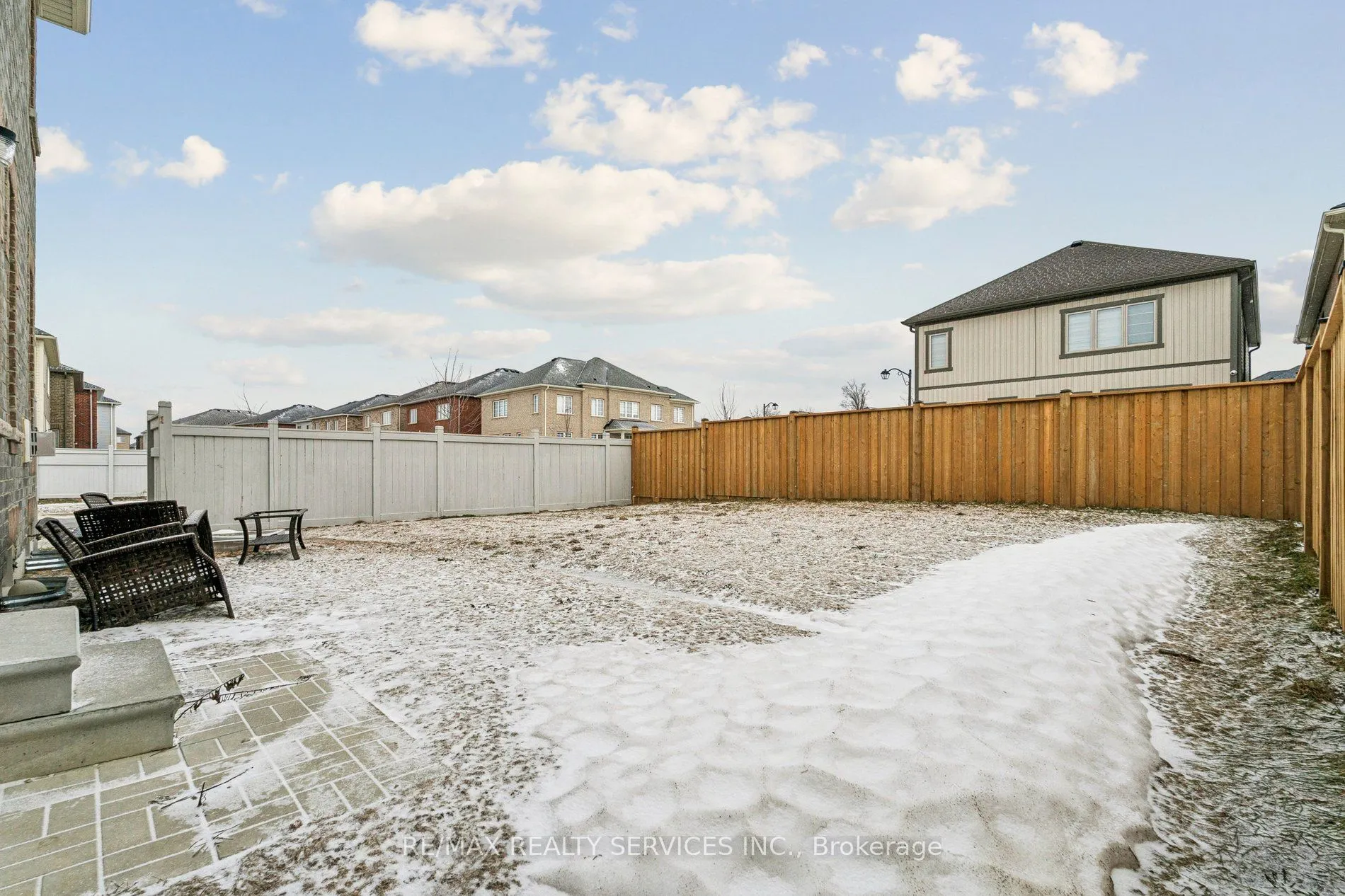 525 Red Elm Road