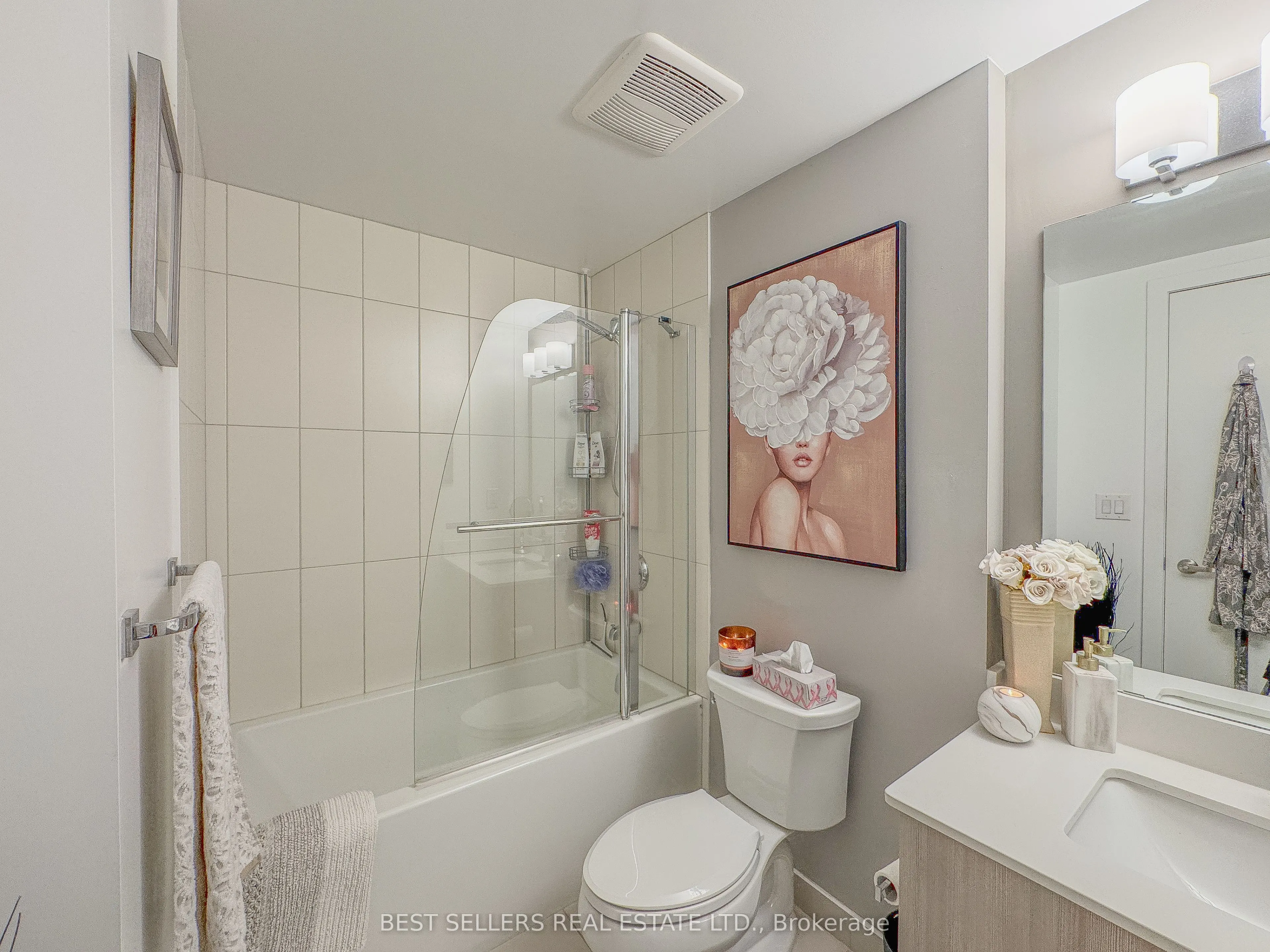 550 North Service Road #607