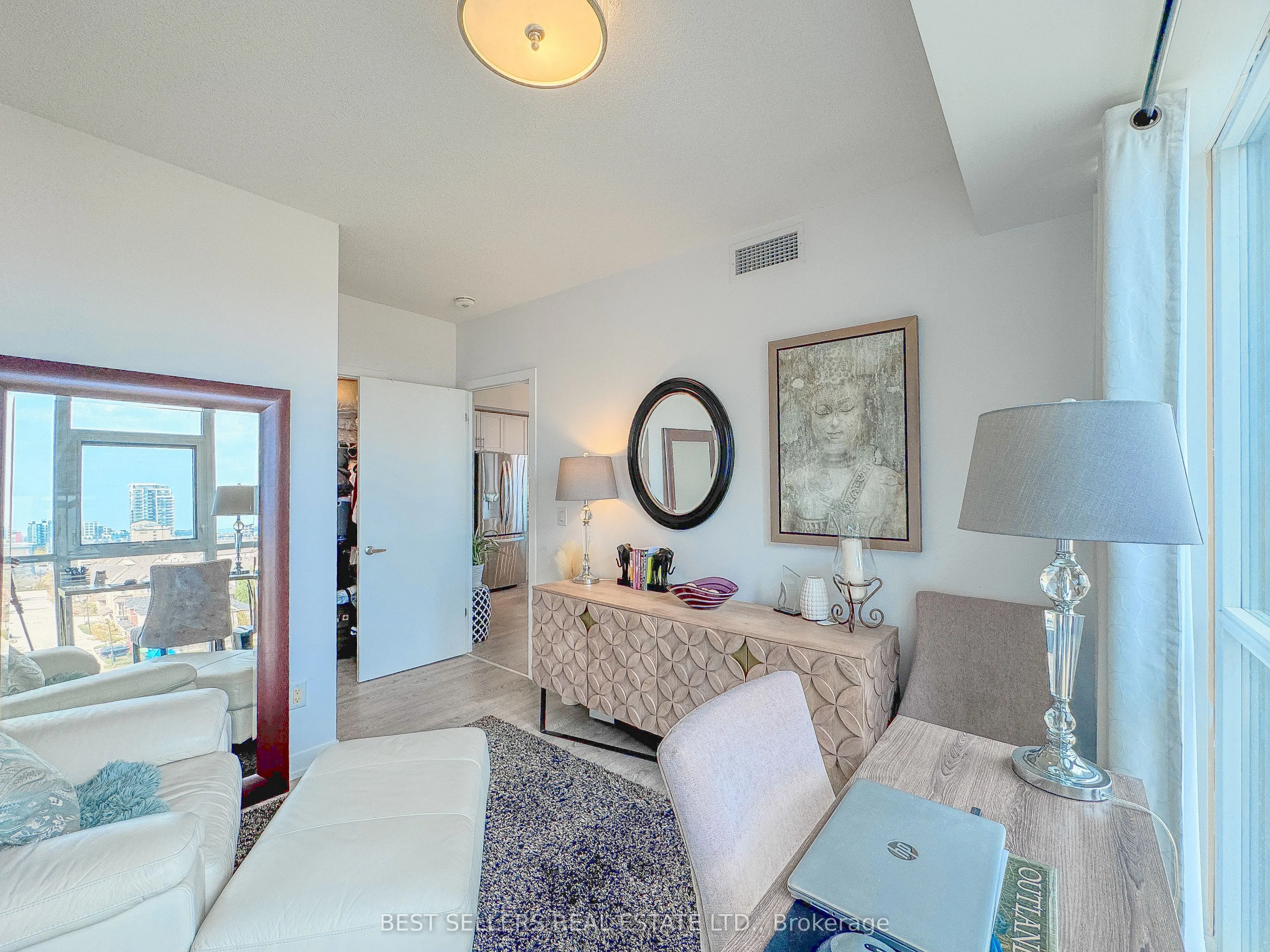 550 North Service Road #607