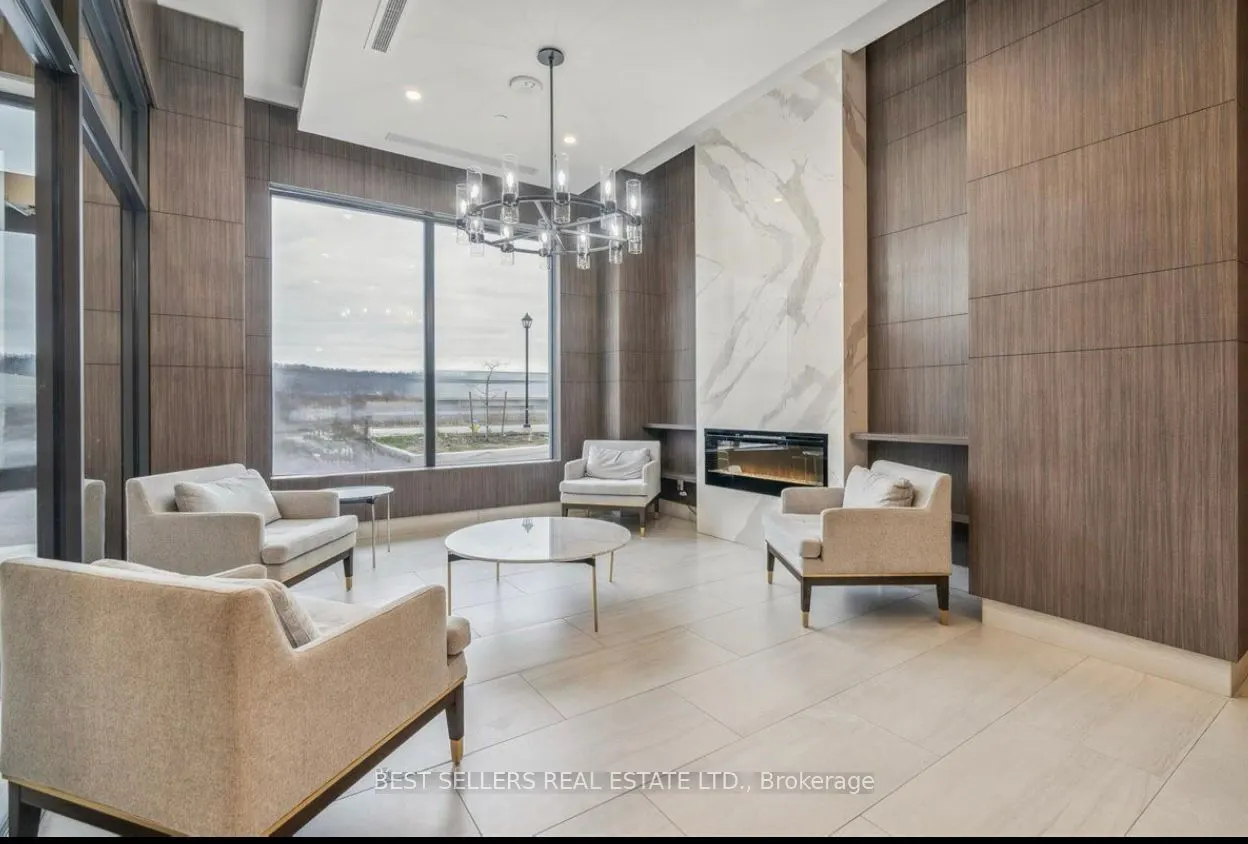 550 North Service Road #607