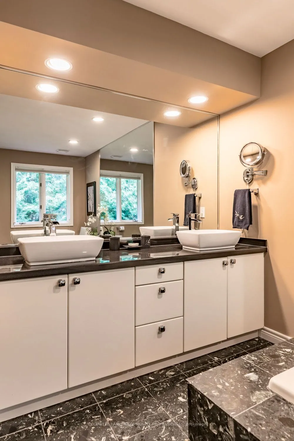 223 Briar Hill Crescent