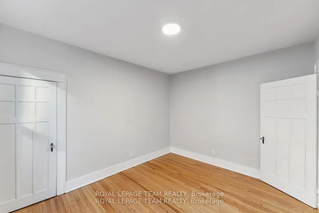 407 ELGIN Street #30