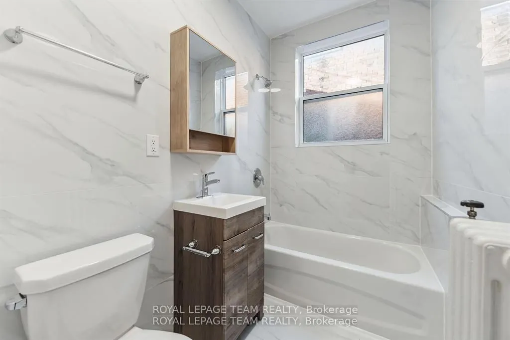 407 ELGIN Street #30