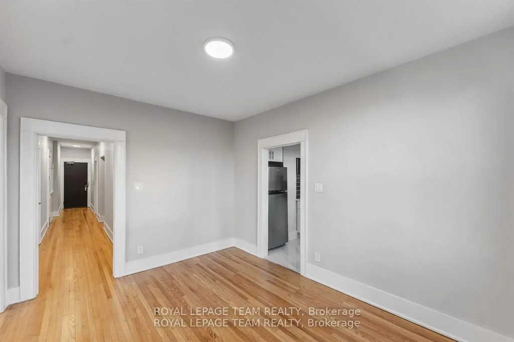 407 ELGIN Street #30