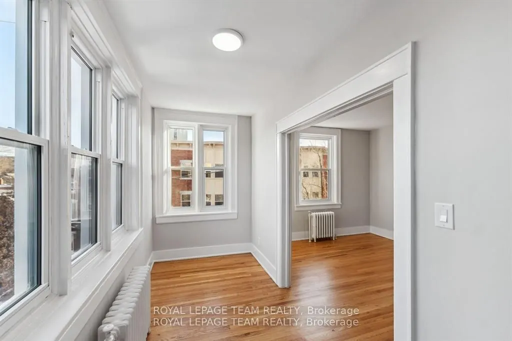 407 ELGIN Street #30