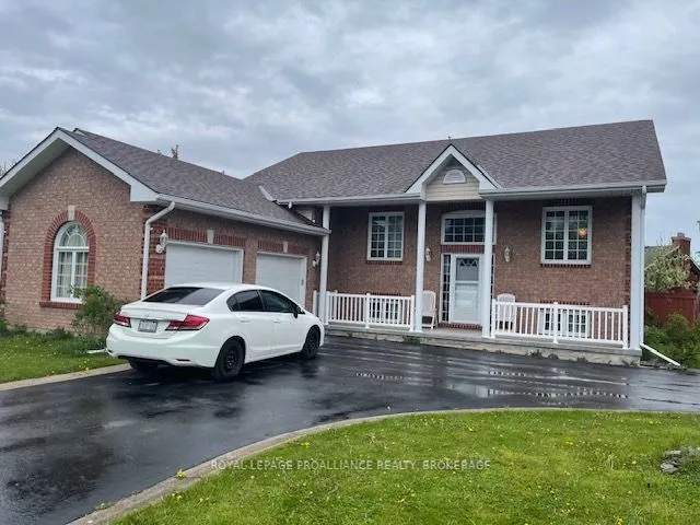 662 Millbrook Crescent