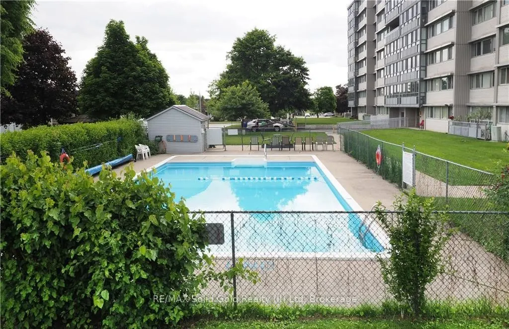 24 Midland Drive #507