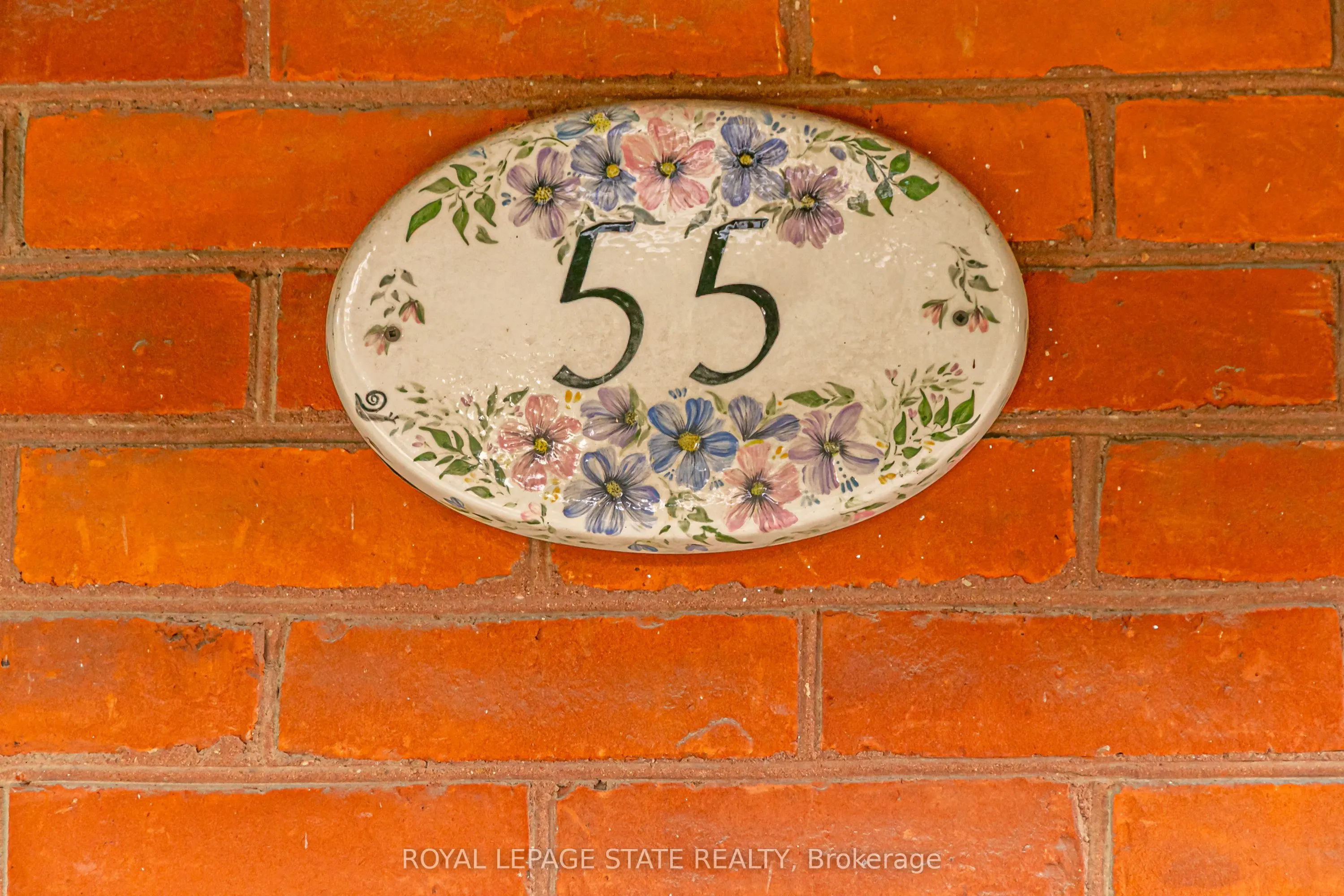 55 Cayley Street