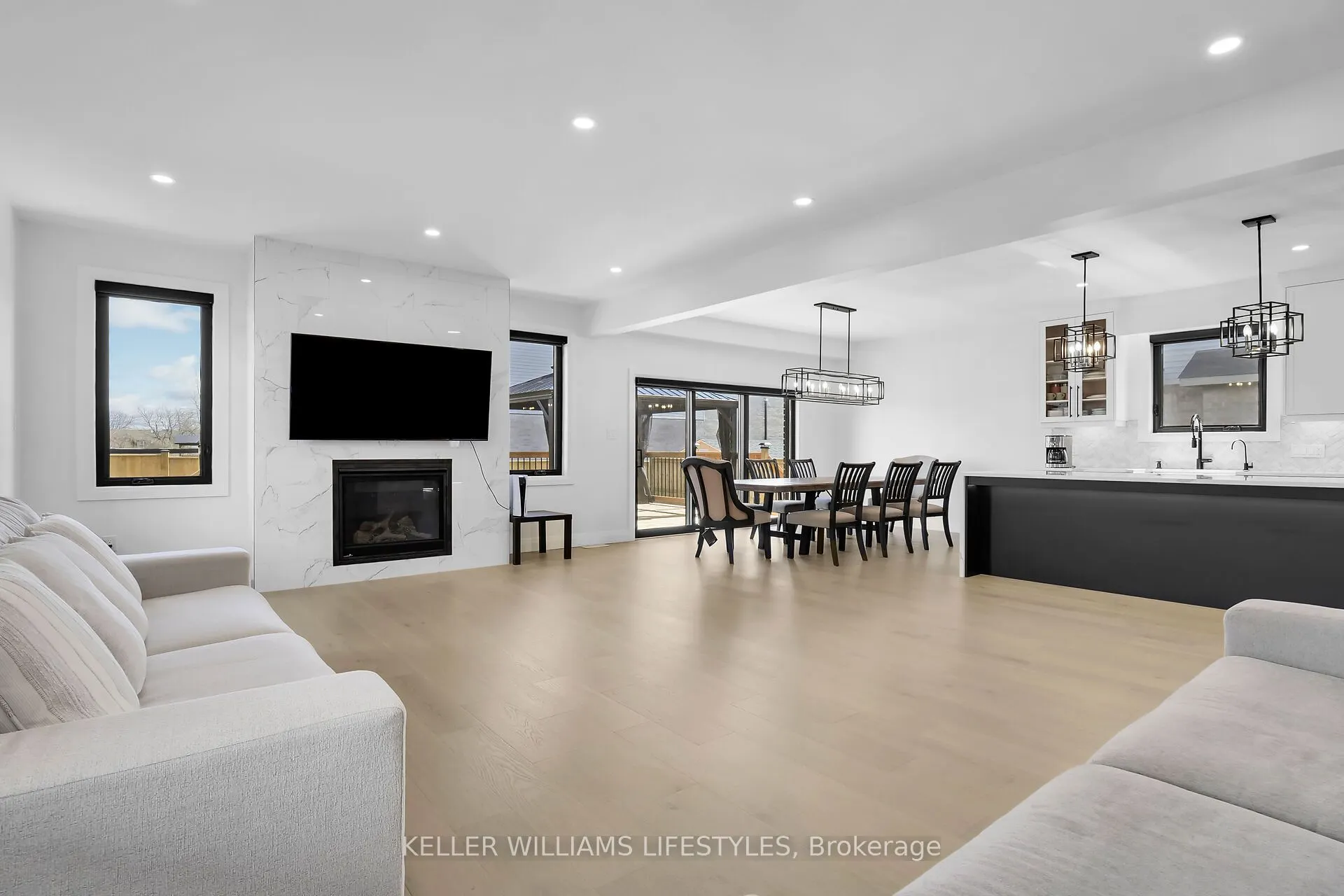 104 Crestview Drive