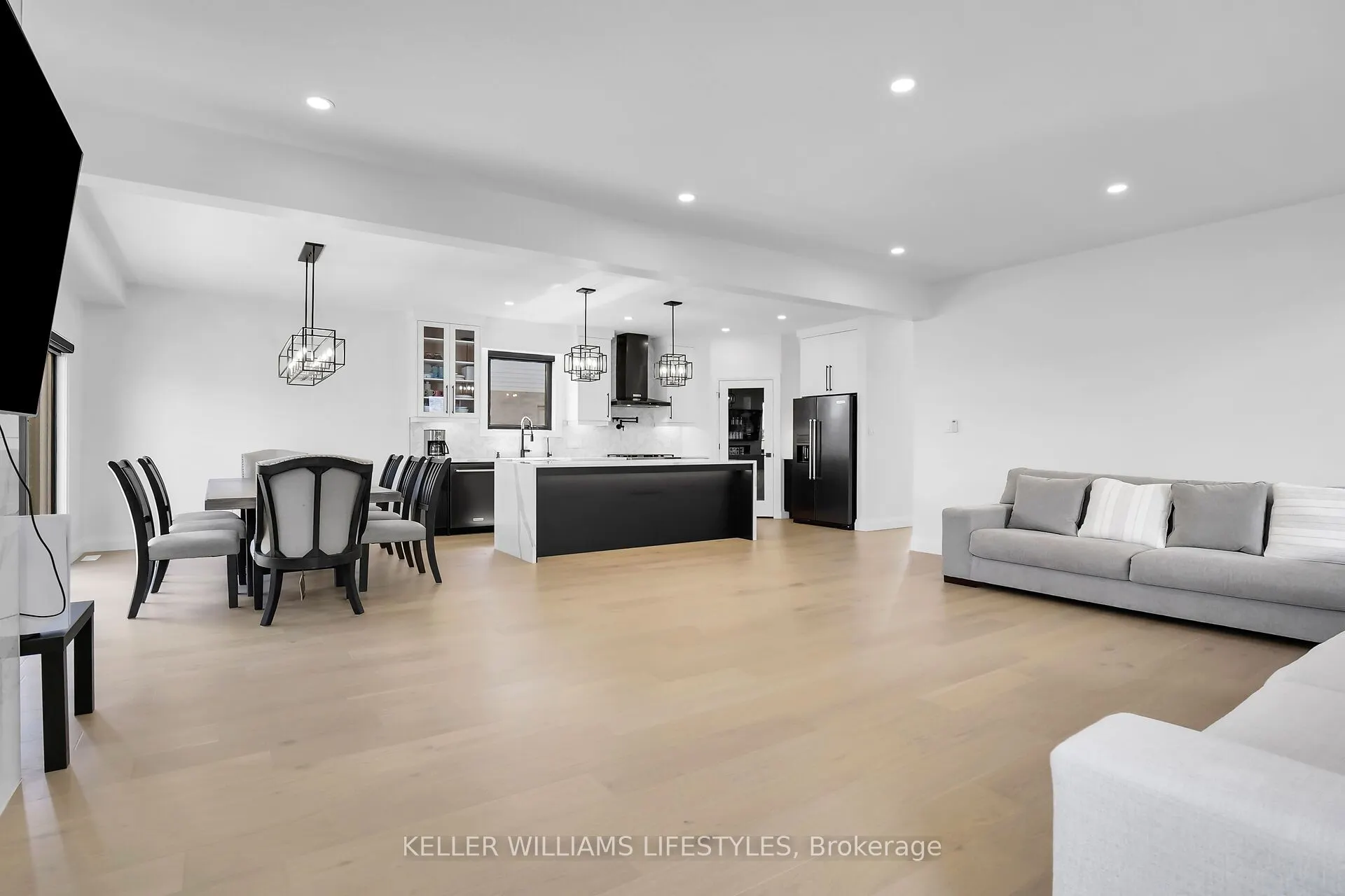 104 Crestview Drive