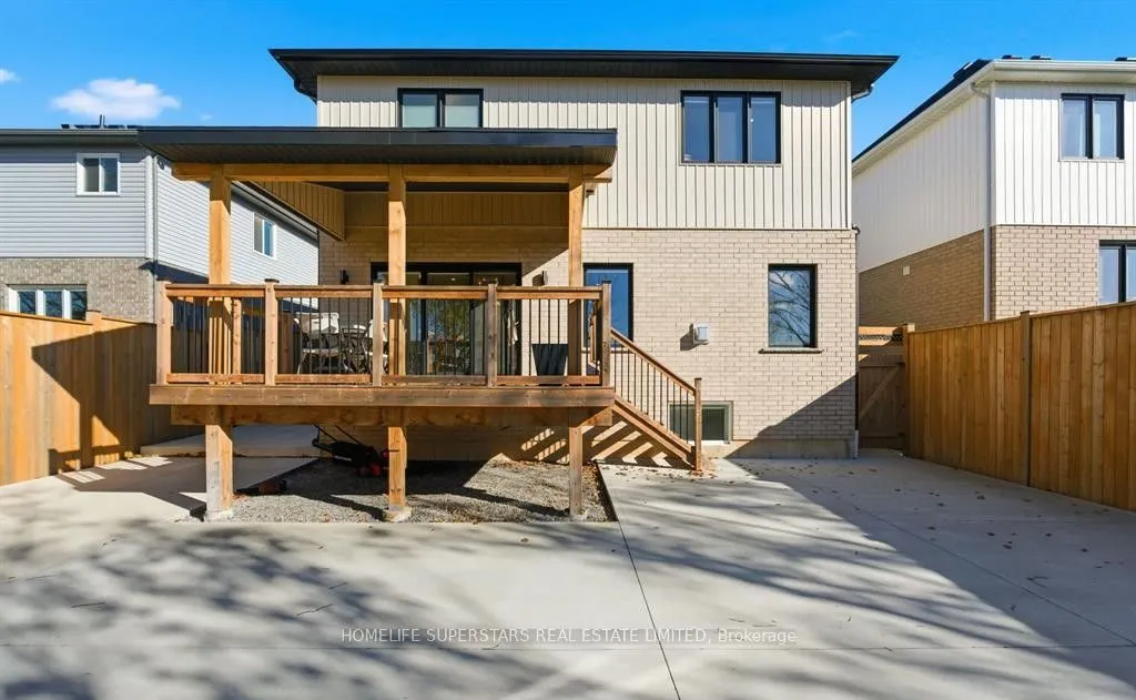 7403 Sherrilee Crescent