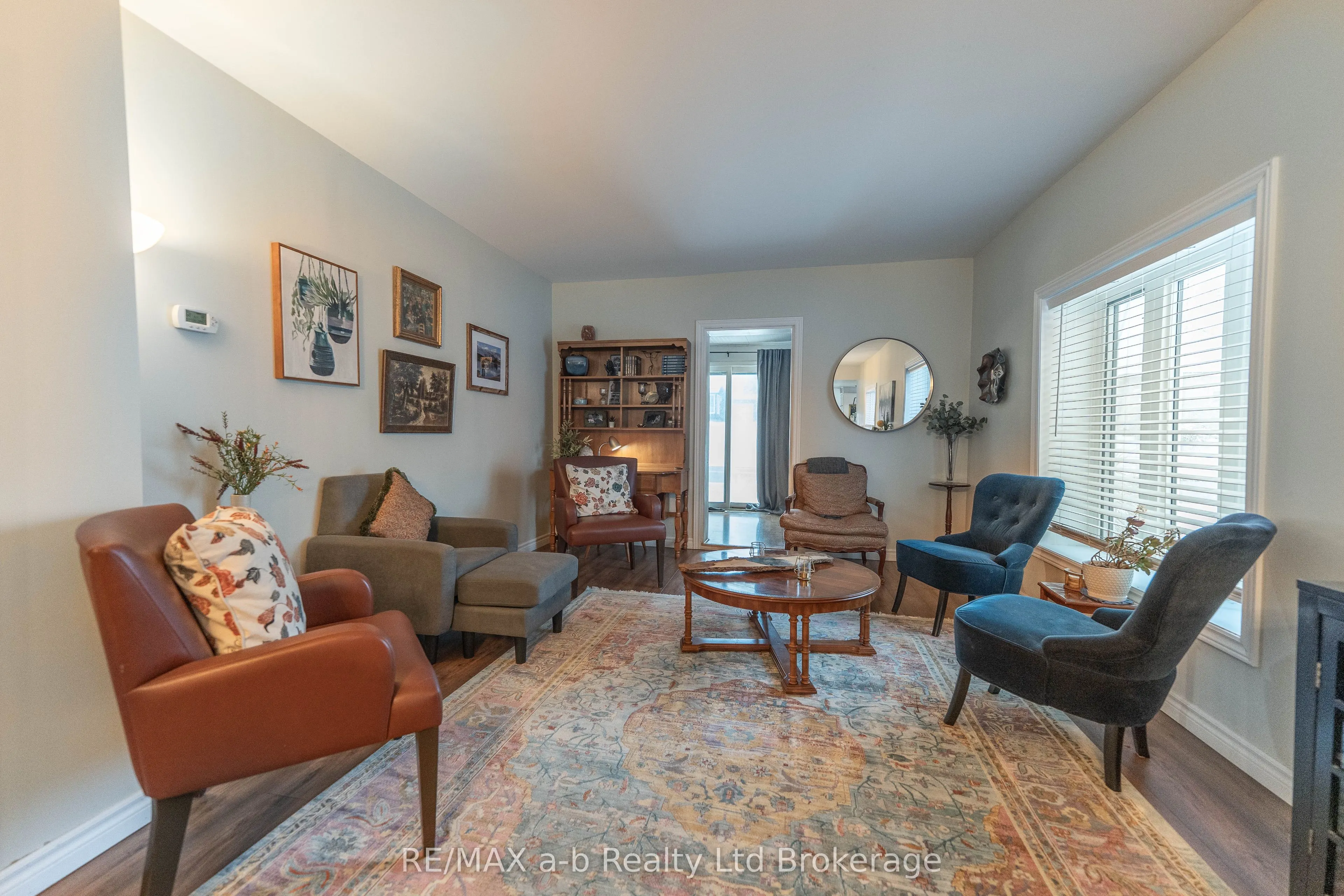 13 Potters Road N