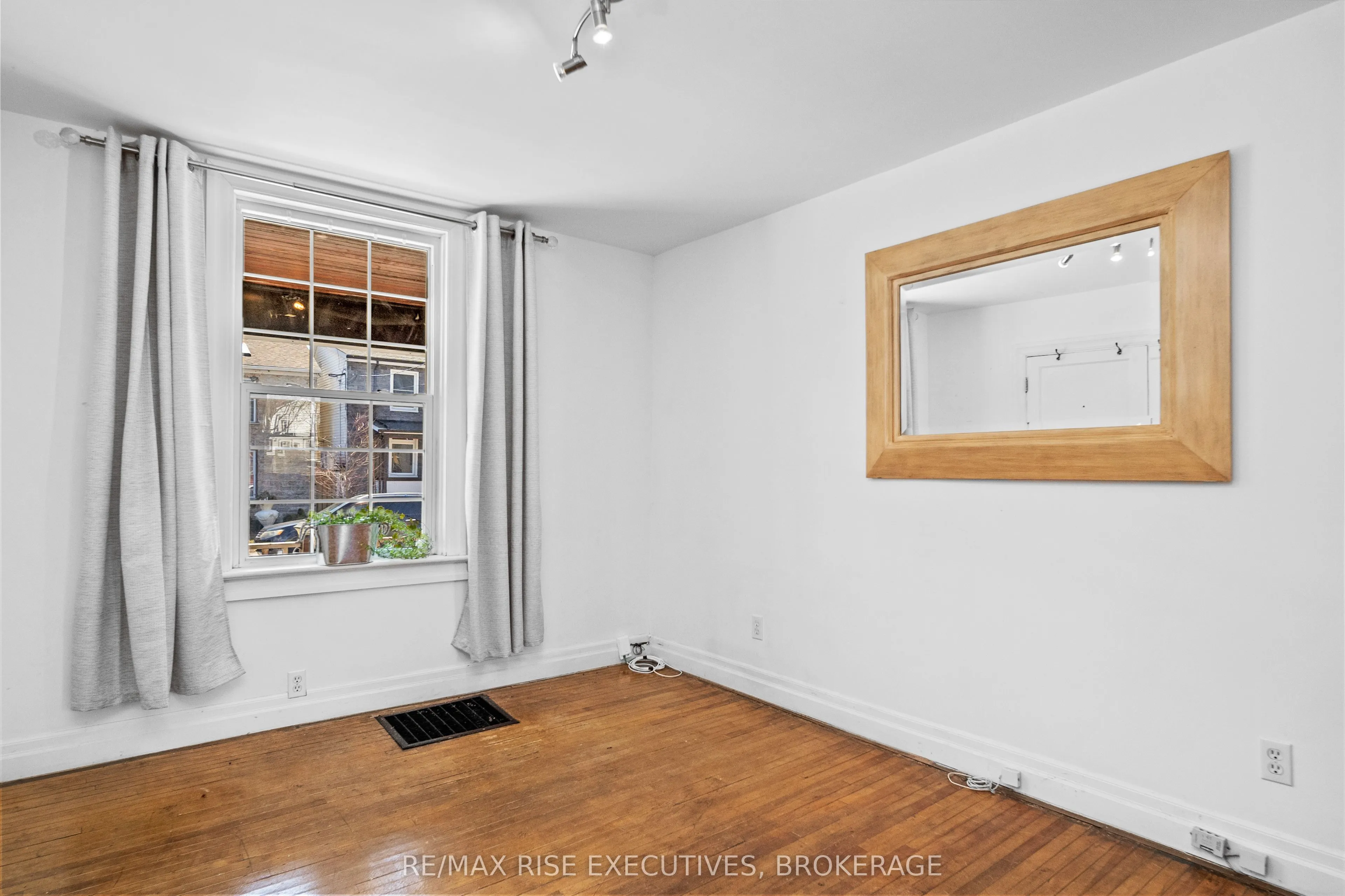 143-145 Ordnance Street