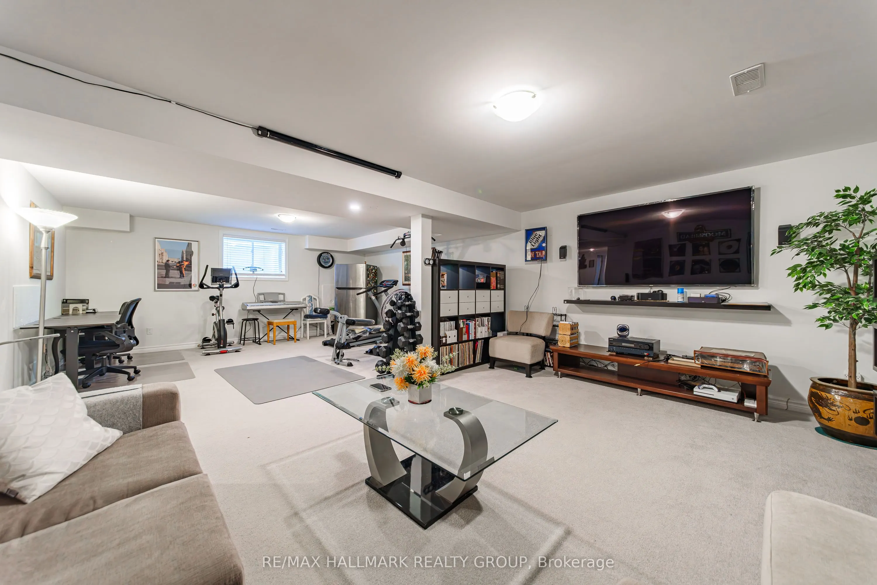 43 Cento Way