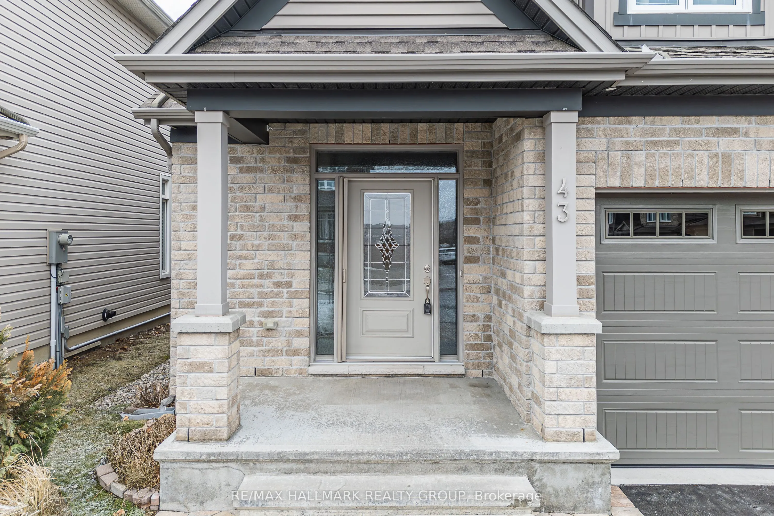 43 Cento Way