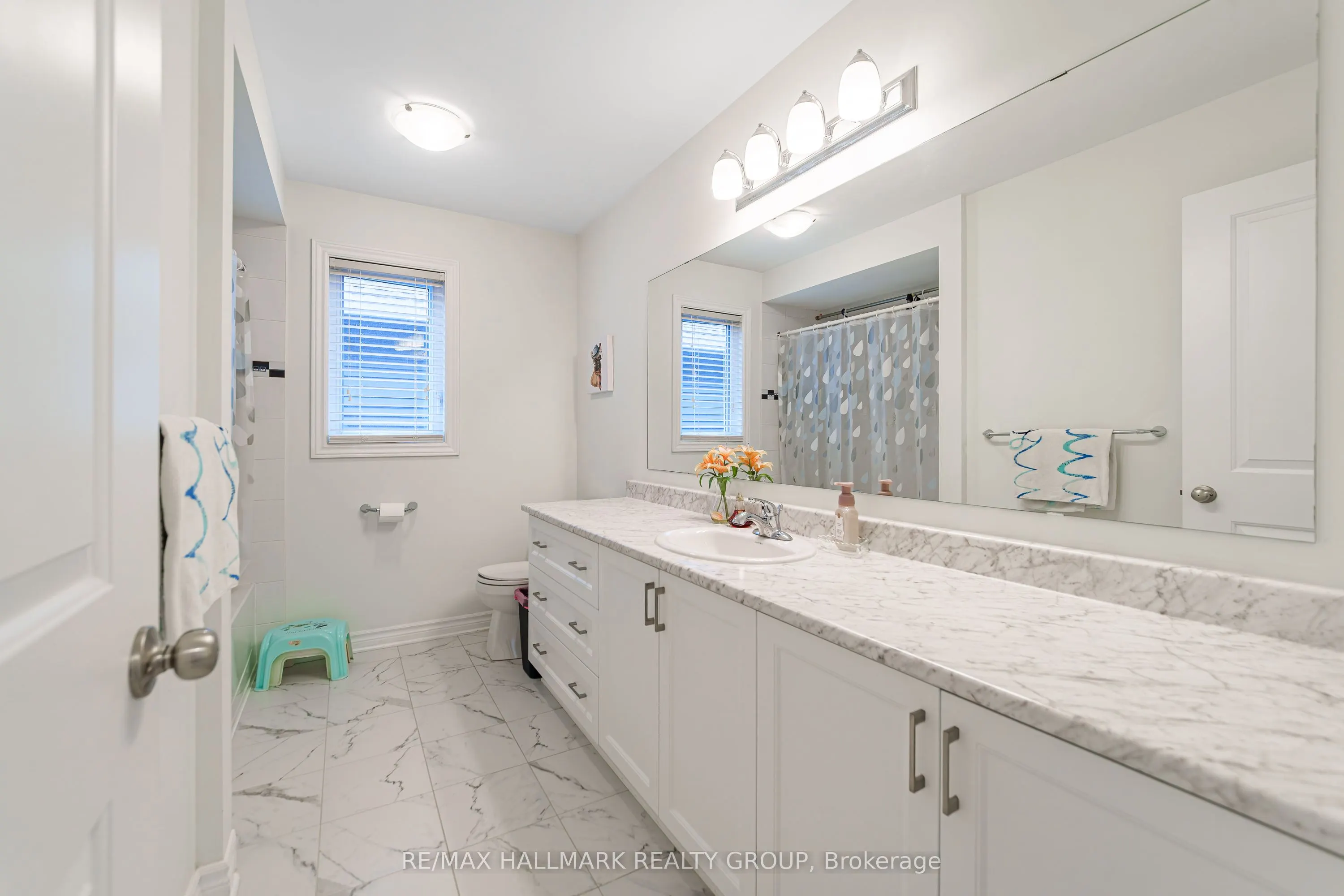 43 Cento Way