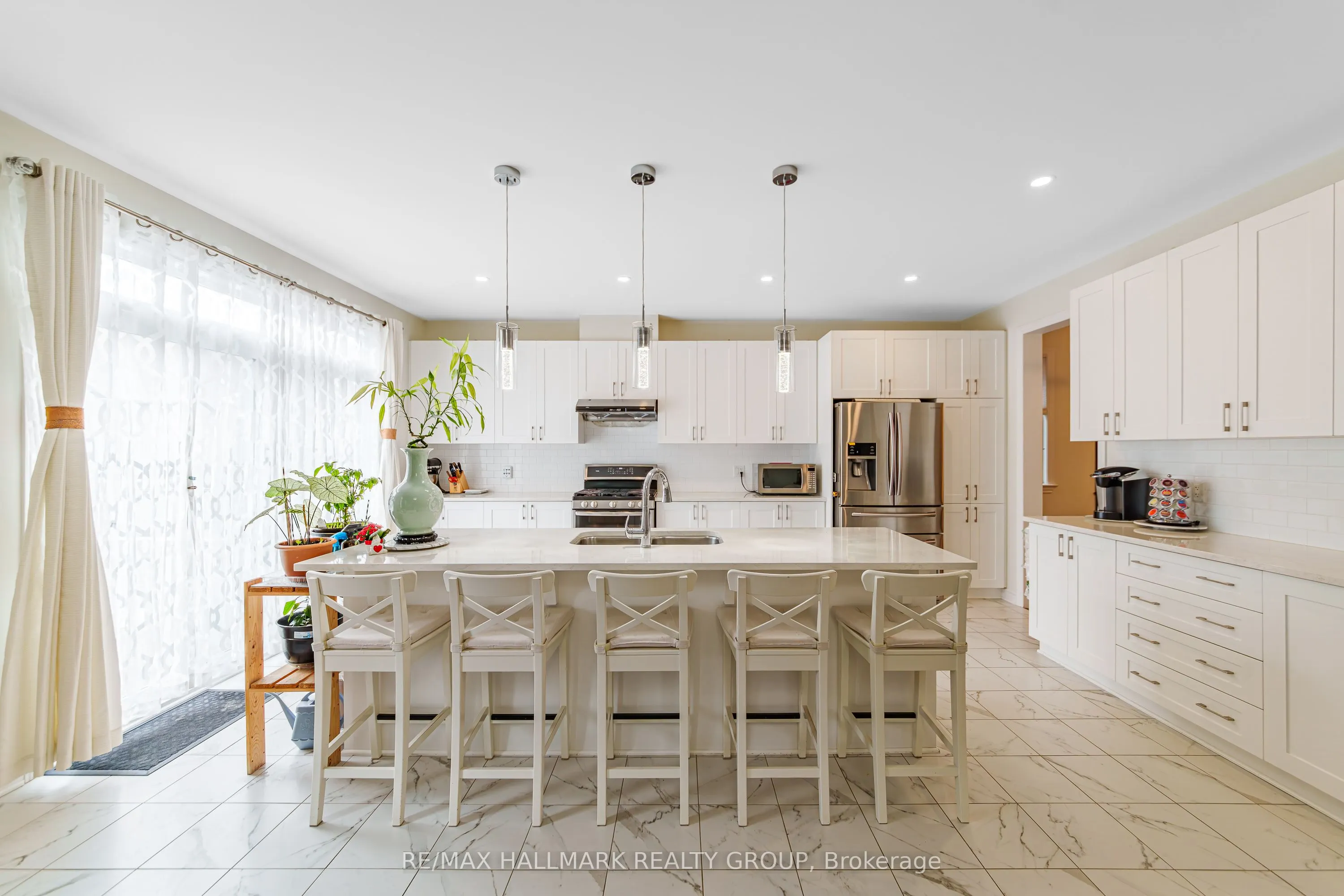 43 Cento Way