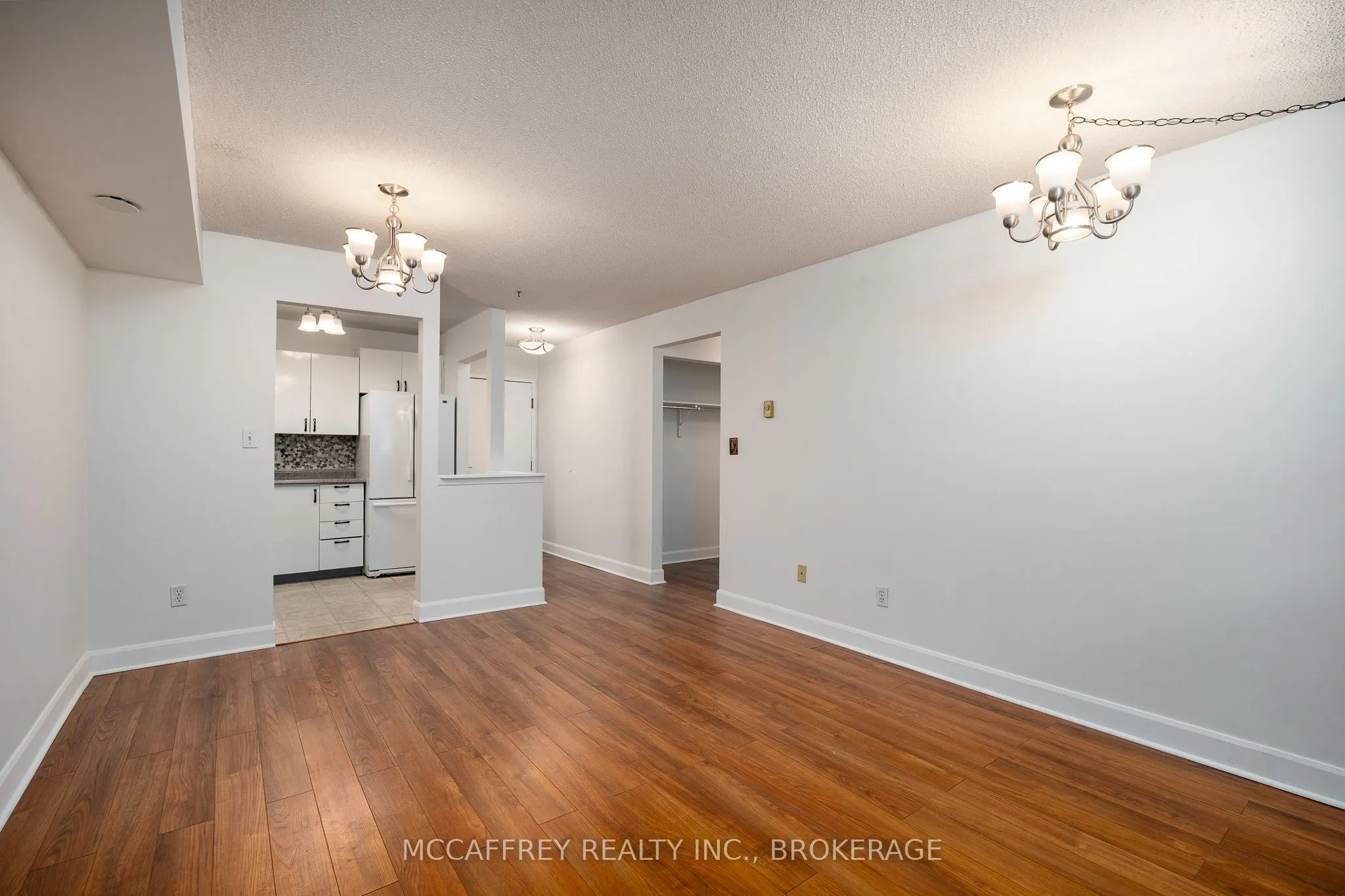 310 Kingsdale Avenue #103