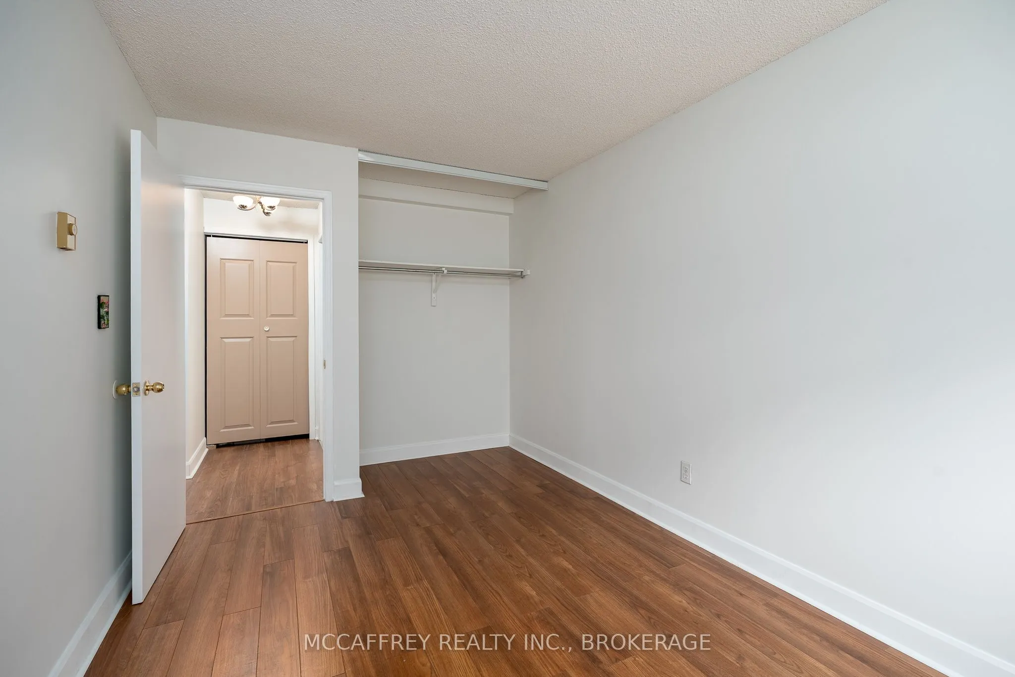310 Kingsdale Avenue #103