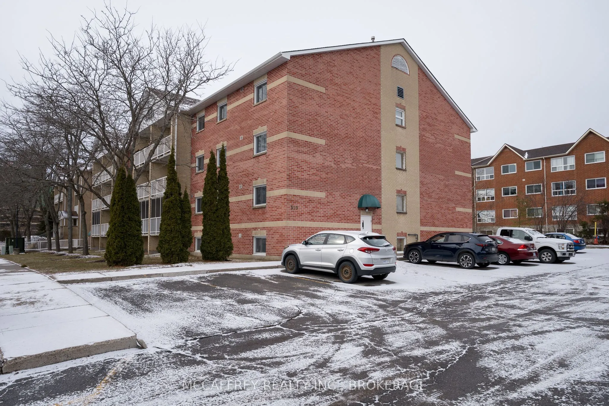 310 Kingsdale Avenue #103