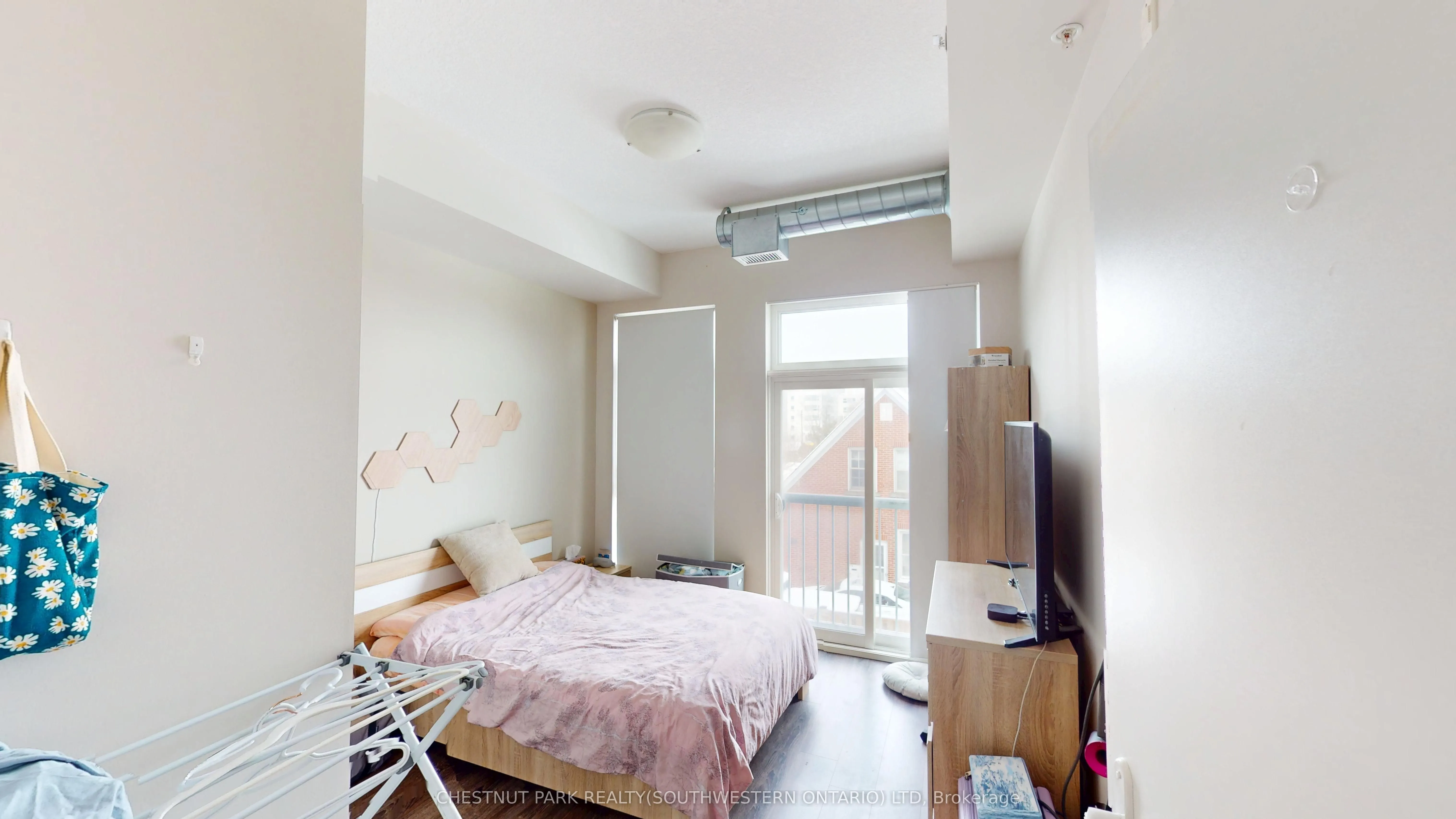 253 Albert Street #216