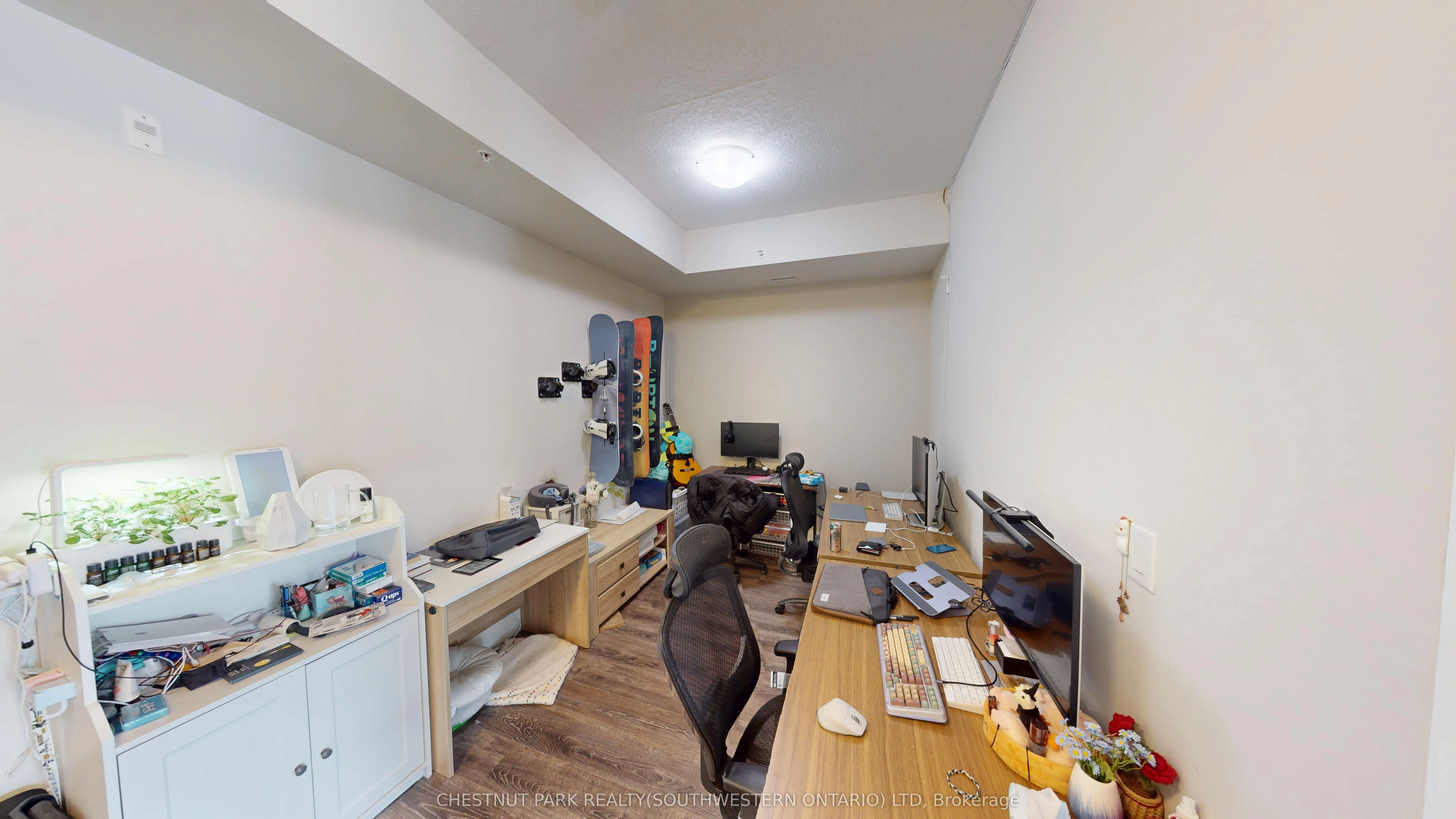 253 Albert Street #216