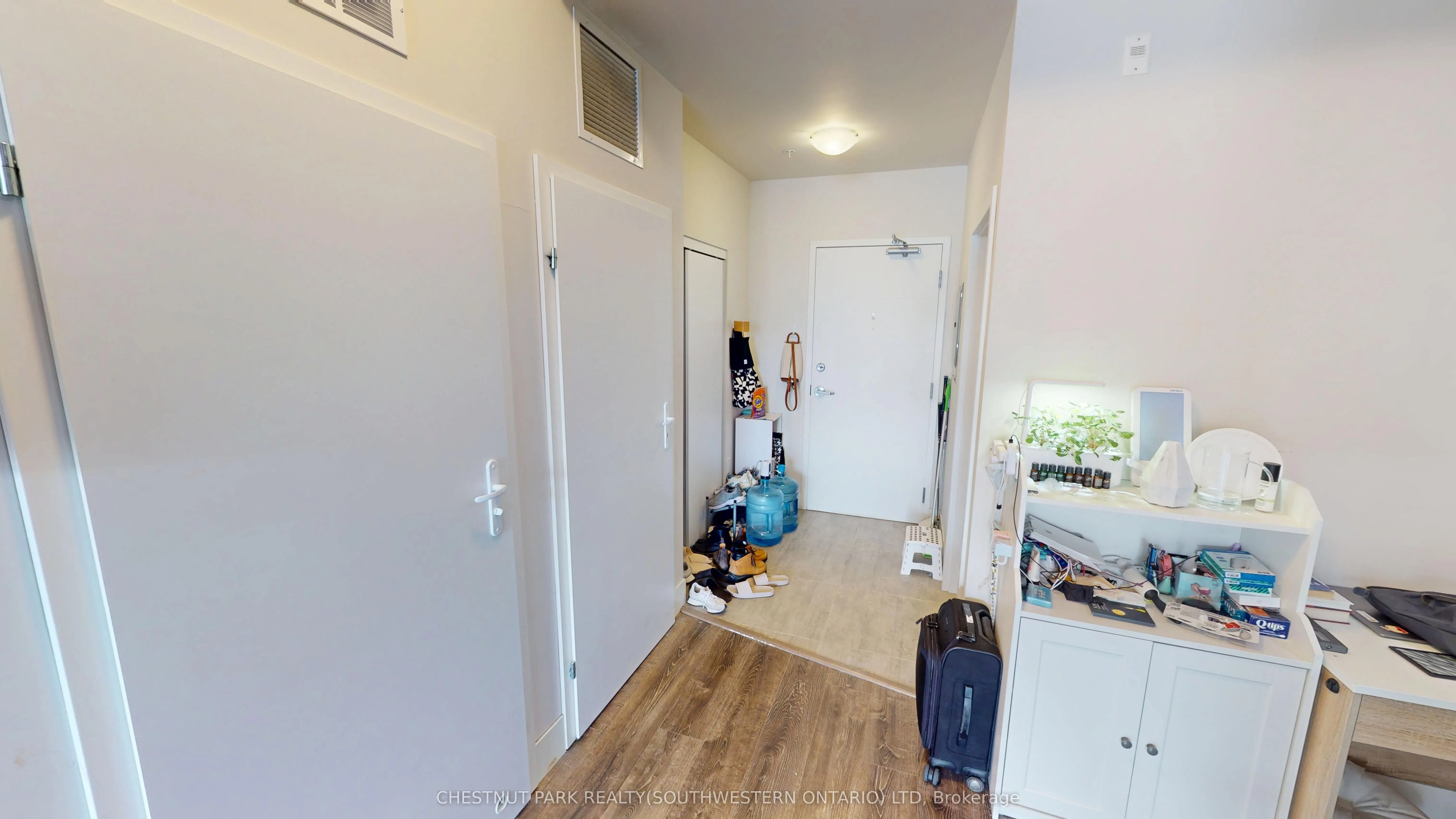 253 Albert Street #216