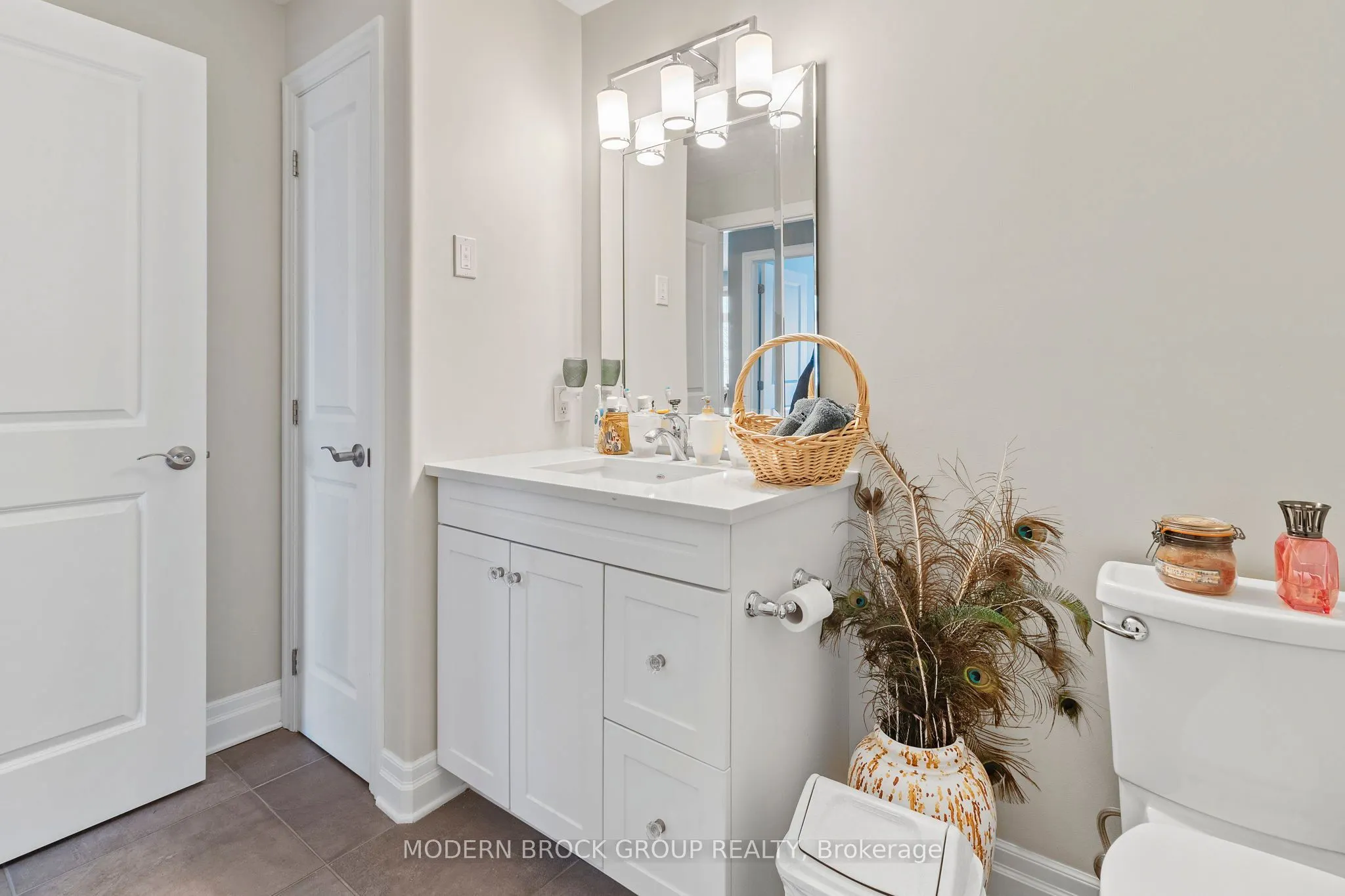 1109 Millwood Avenue #103