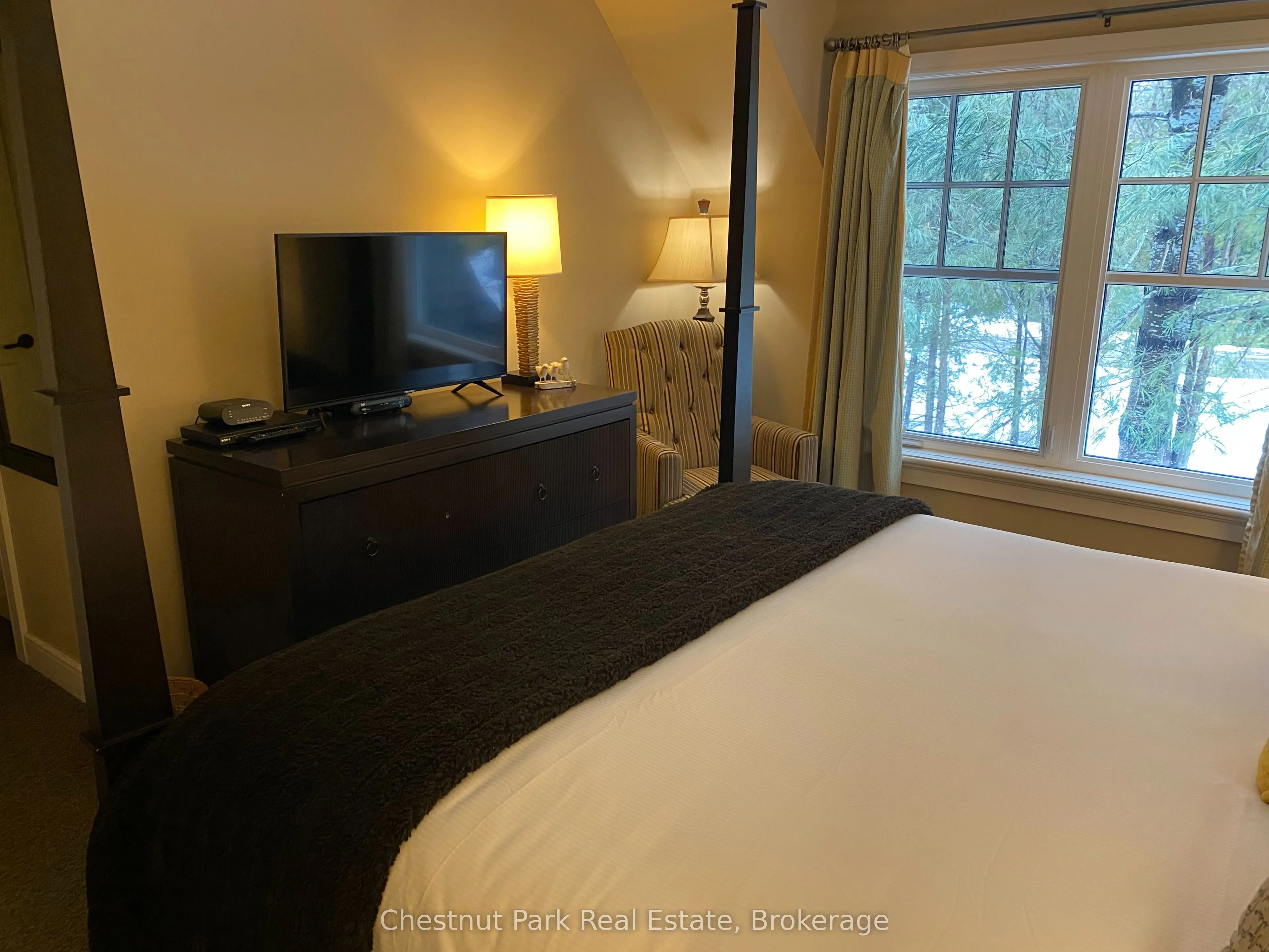 101 Emerald Hill Court S #15