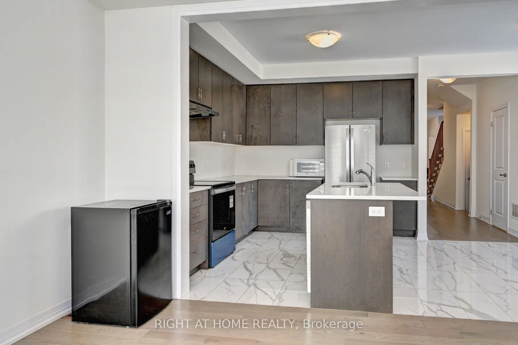 15 Blacklock Street #20