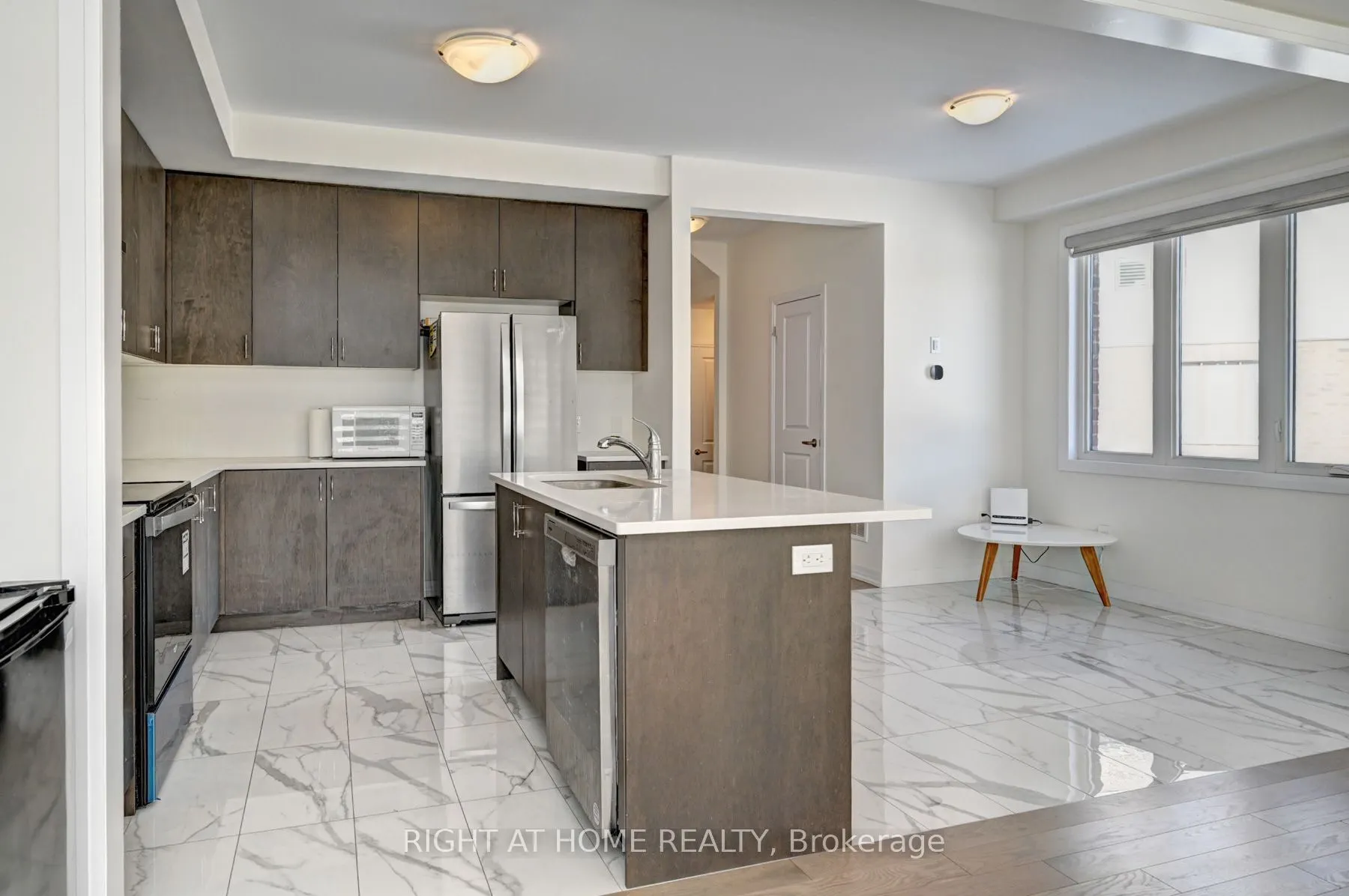 15 Blacklock Street #20