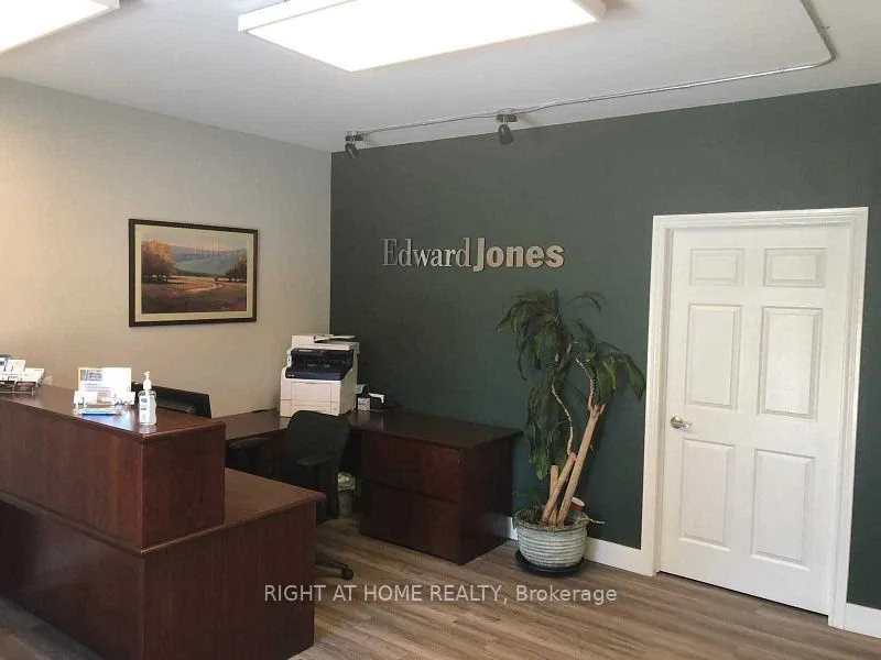 219 Dundas Street E #1