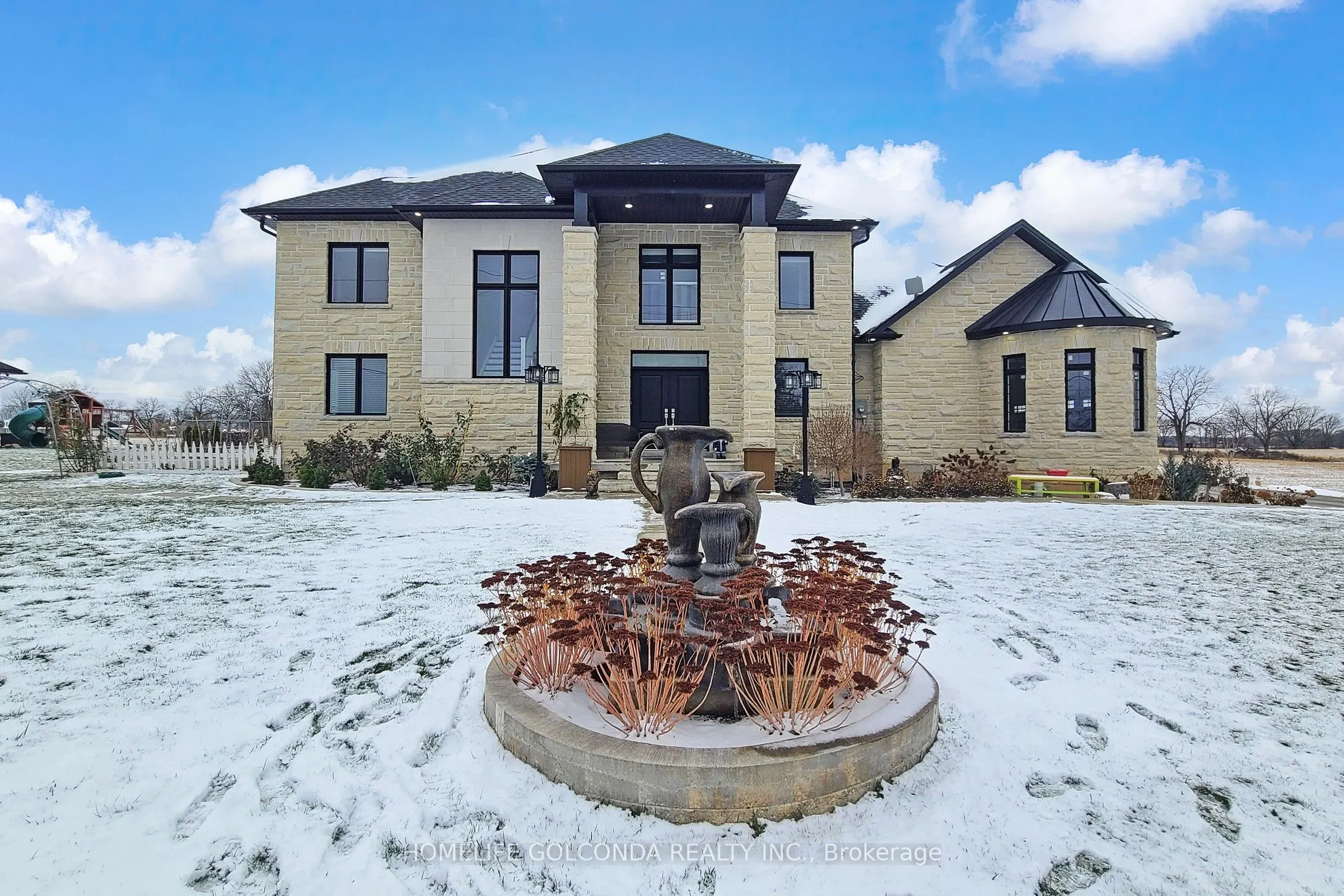 2687 Haldimand 55 Road