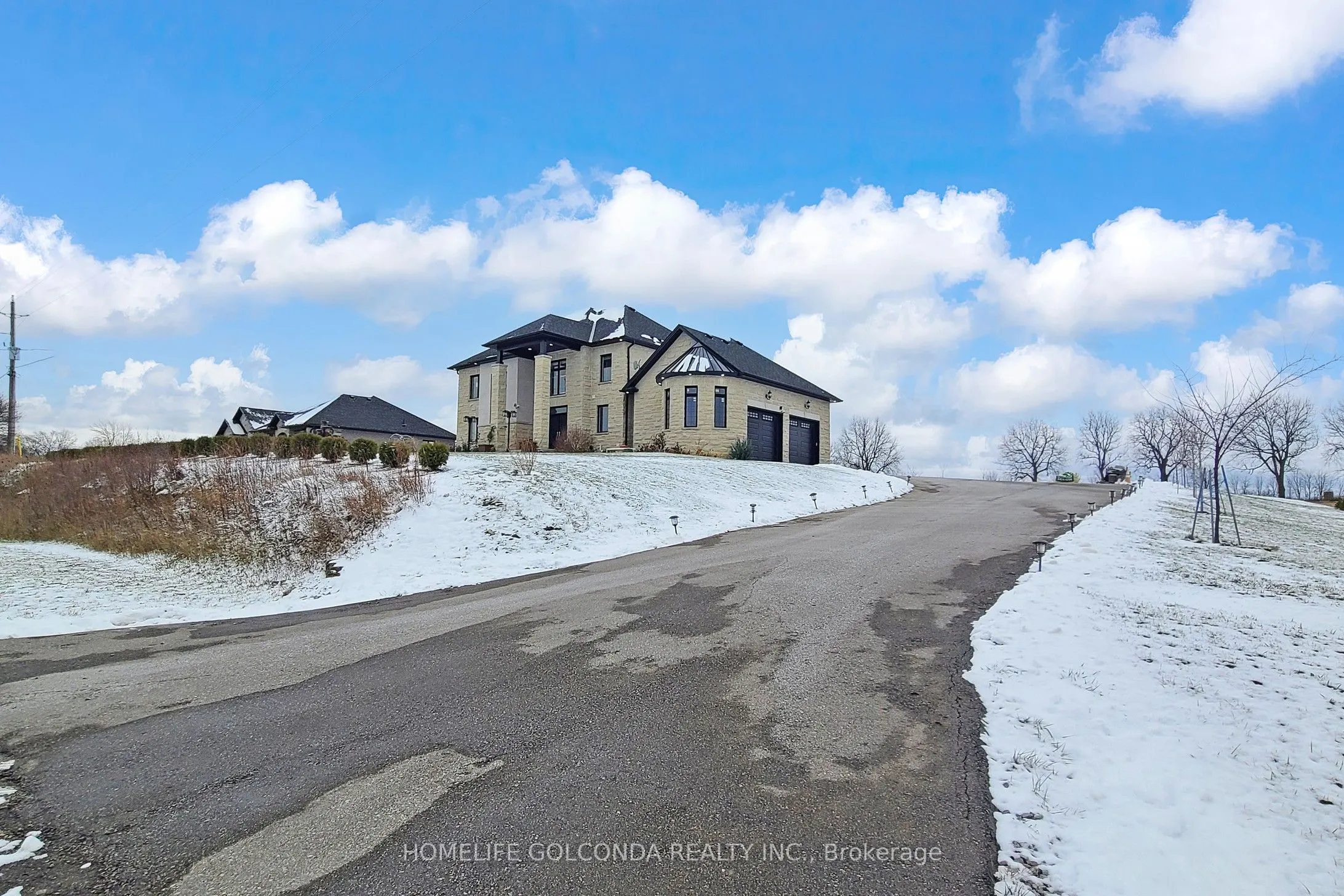 2687 Haldimand 55 Road