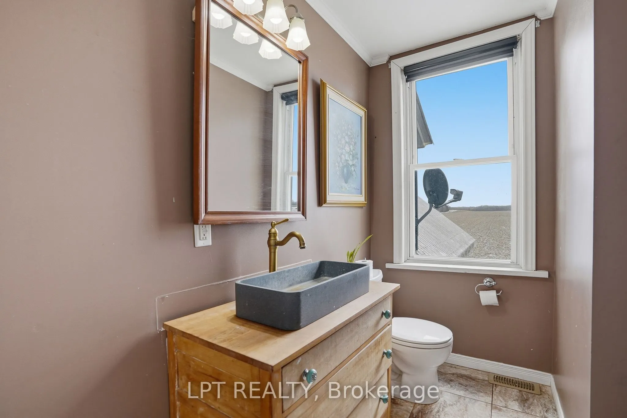 21630 Laggan-Glenelg Road