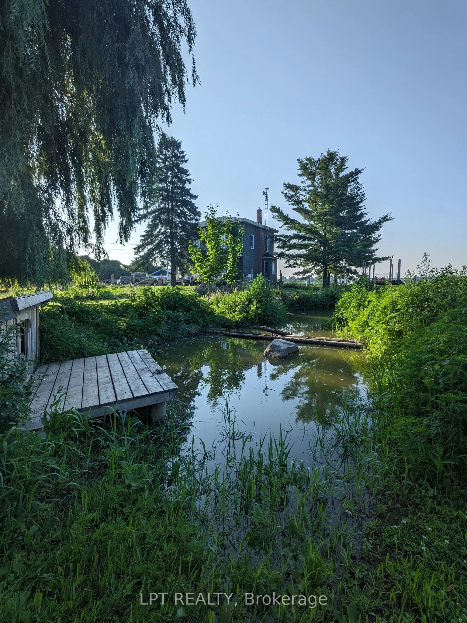 21630 Laggan-Glenelg Road