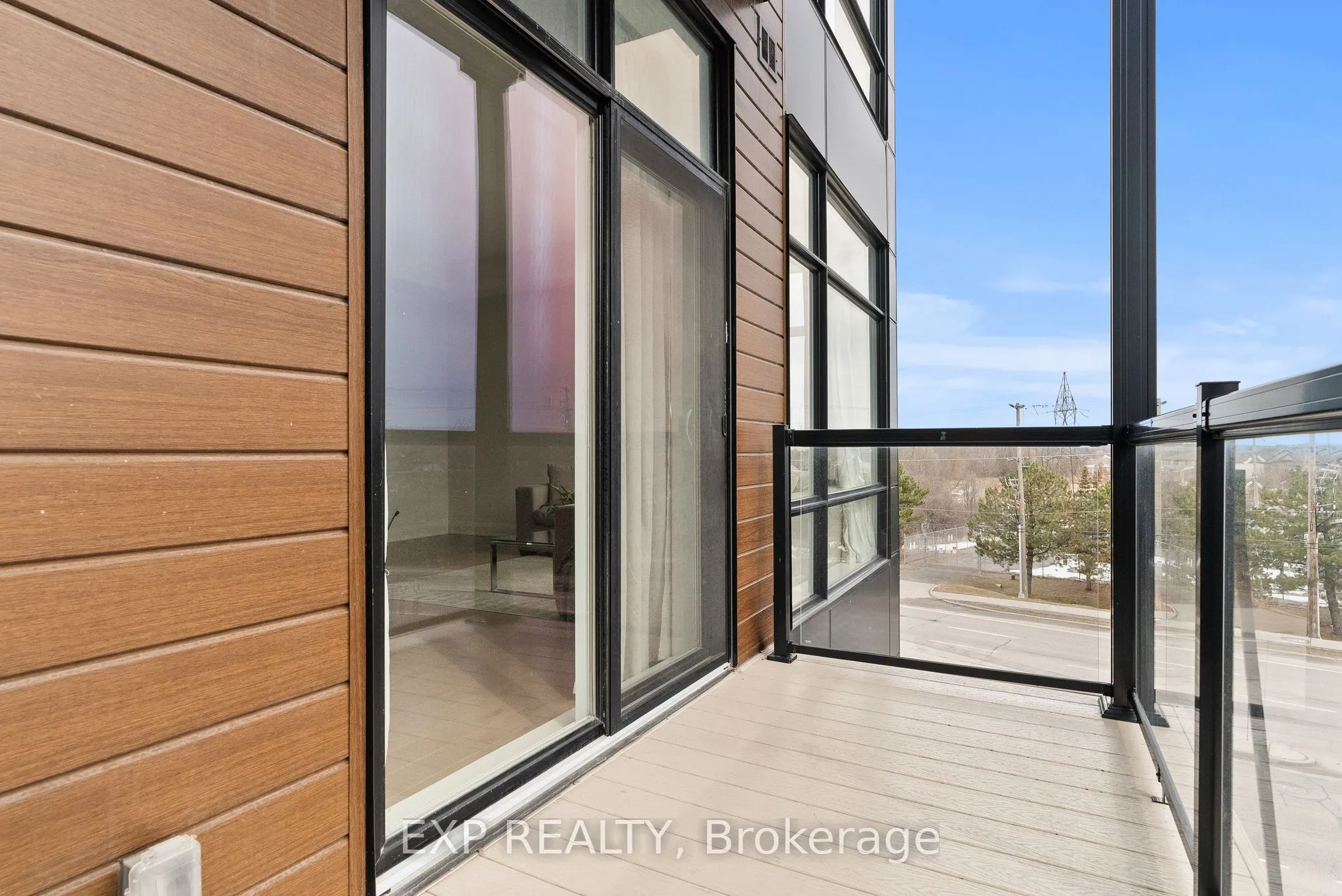 100 Cortile Private #301
