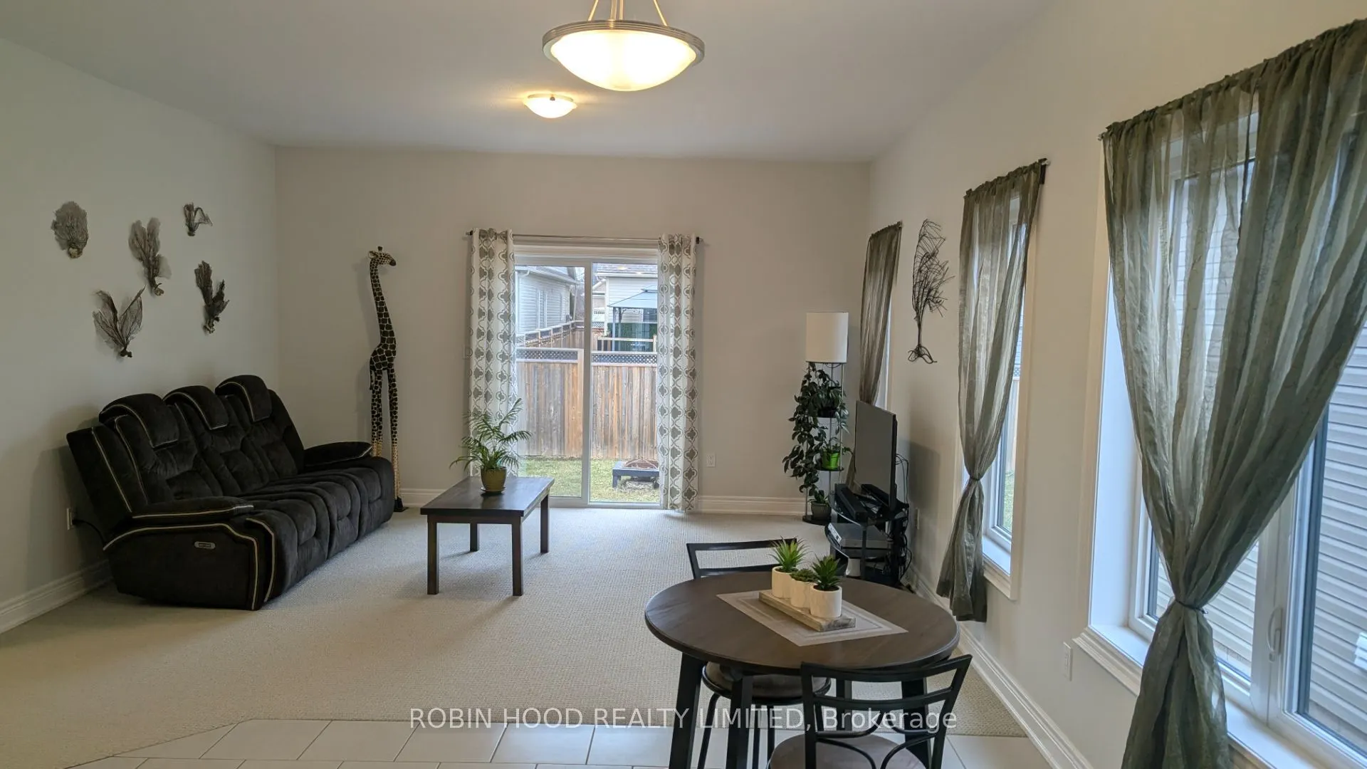 420 Williams Crescent