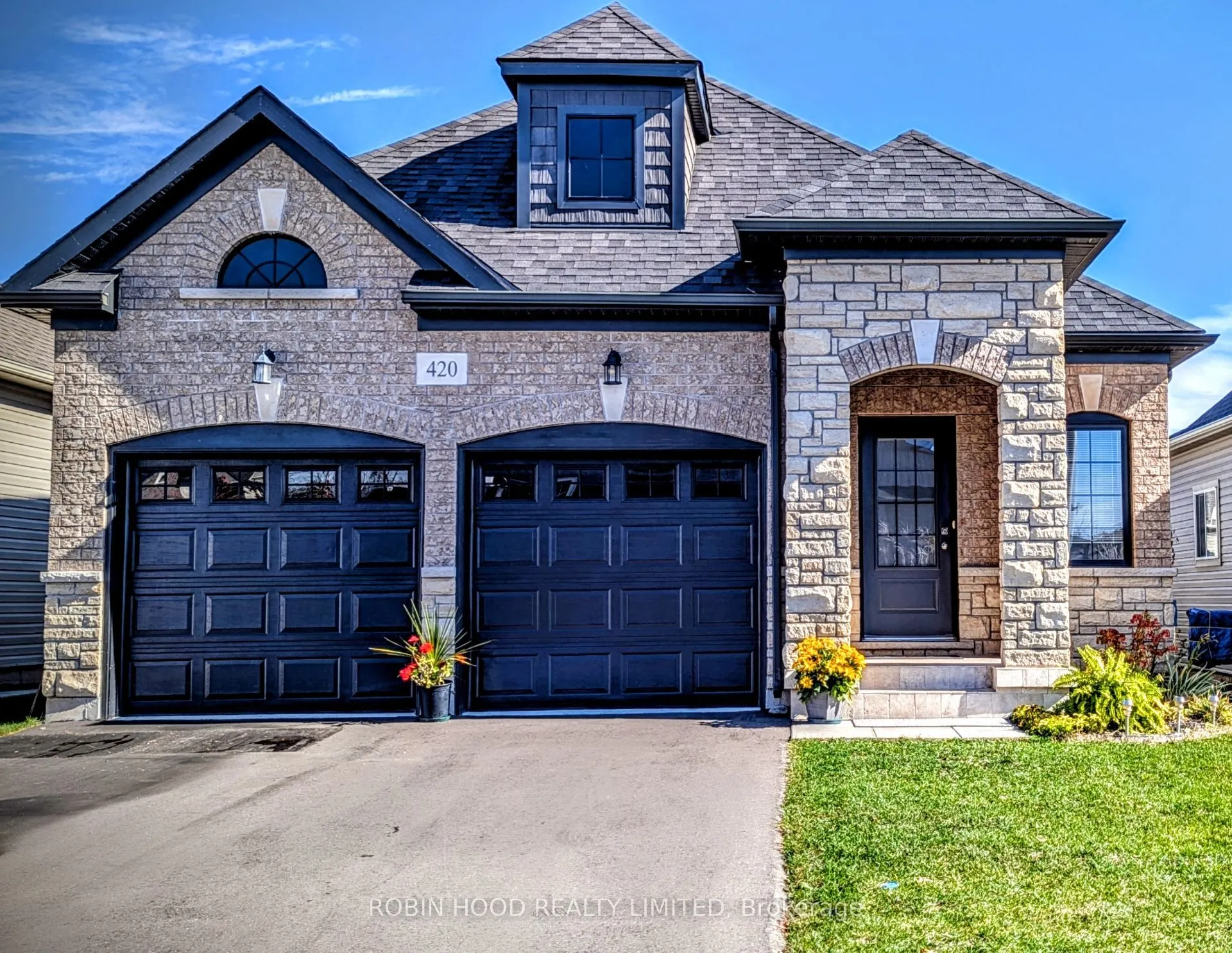 420 Williams Crescent